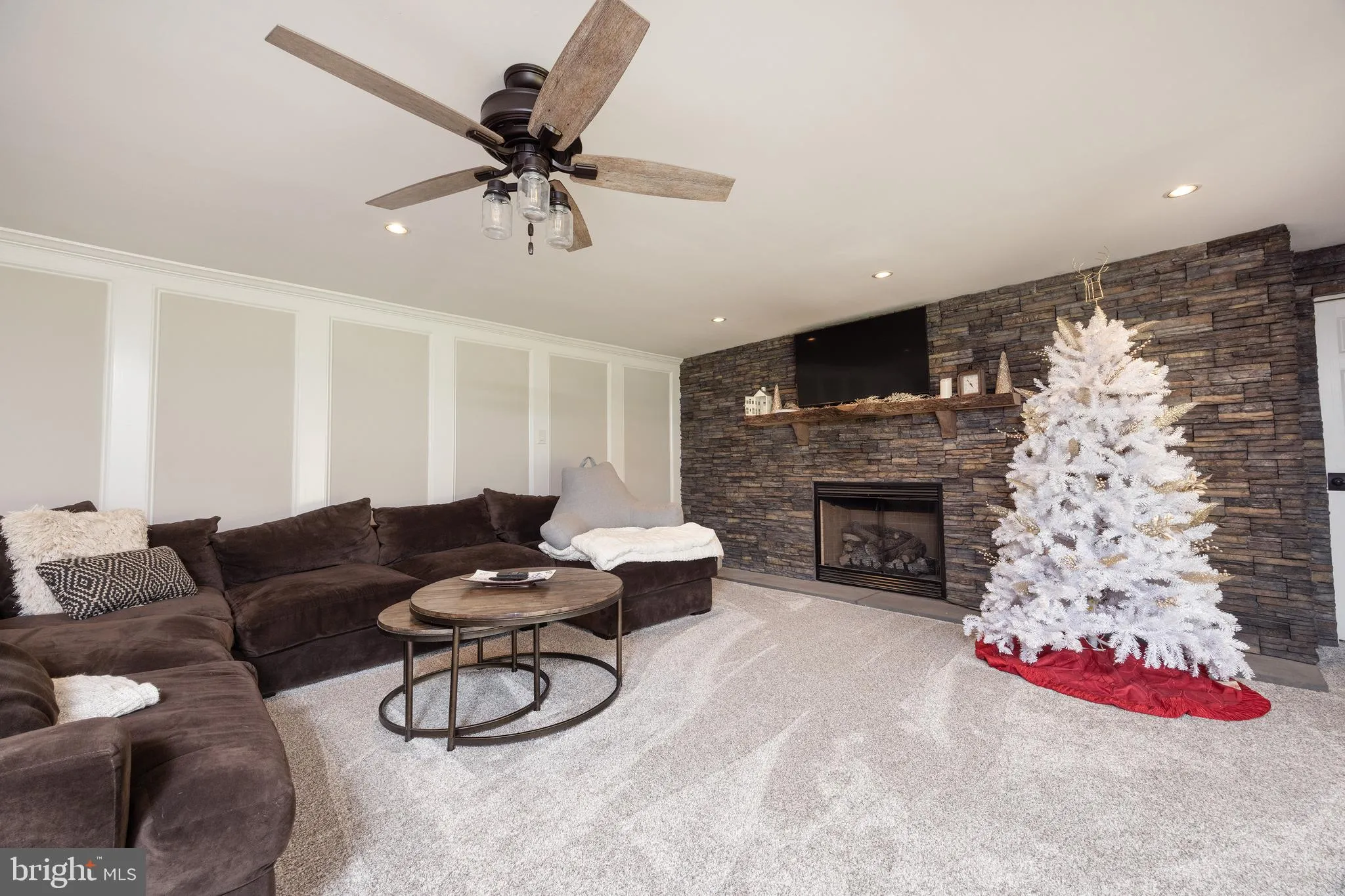 Pipersville, Pennsylvania 18947, United States, 5 Bedrooms Bedrooms, ,4 BathroomsBathrooms,Residential,Coming Soon,246930