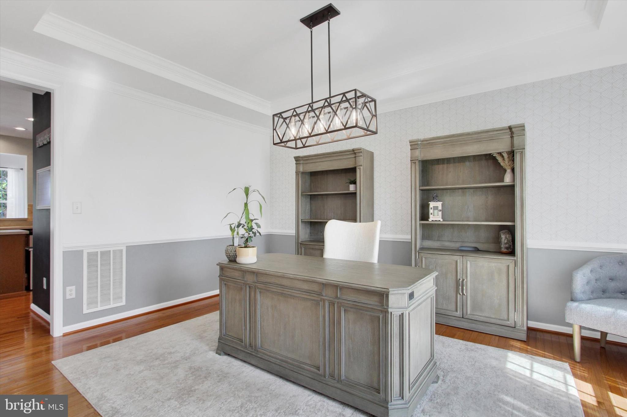 2262 WATER GARDEN DRIVE