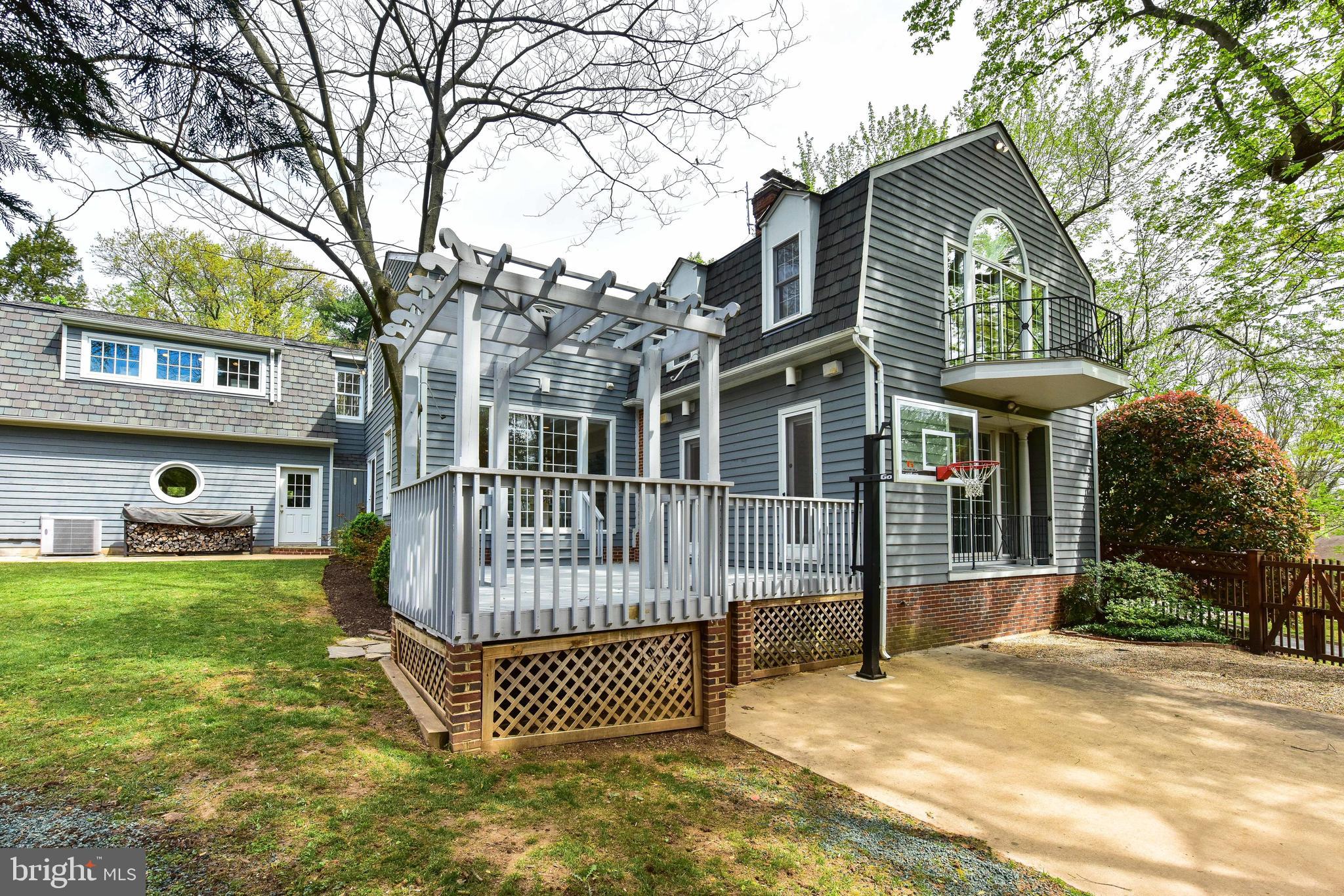 WOODMONT - Residential