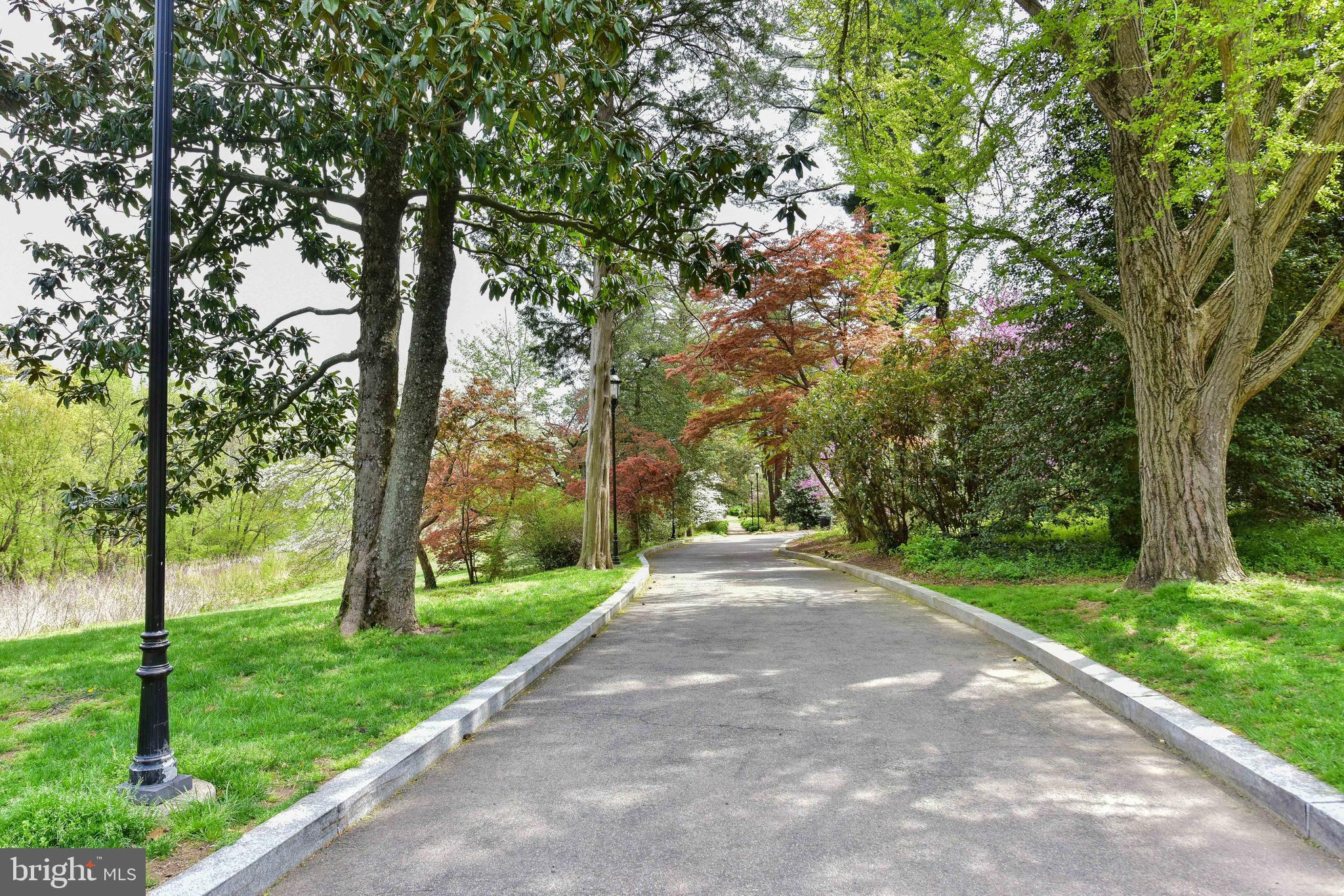 WOODMONT - Residential