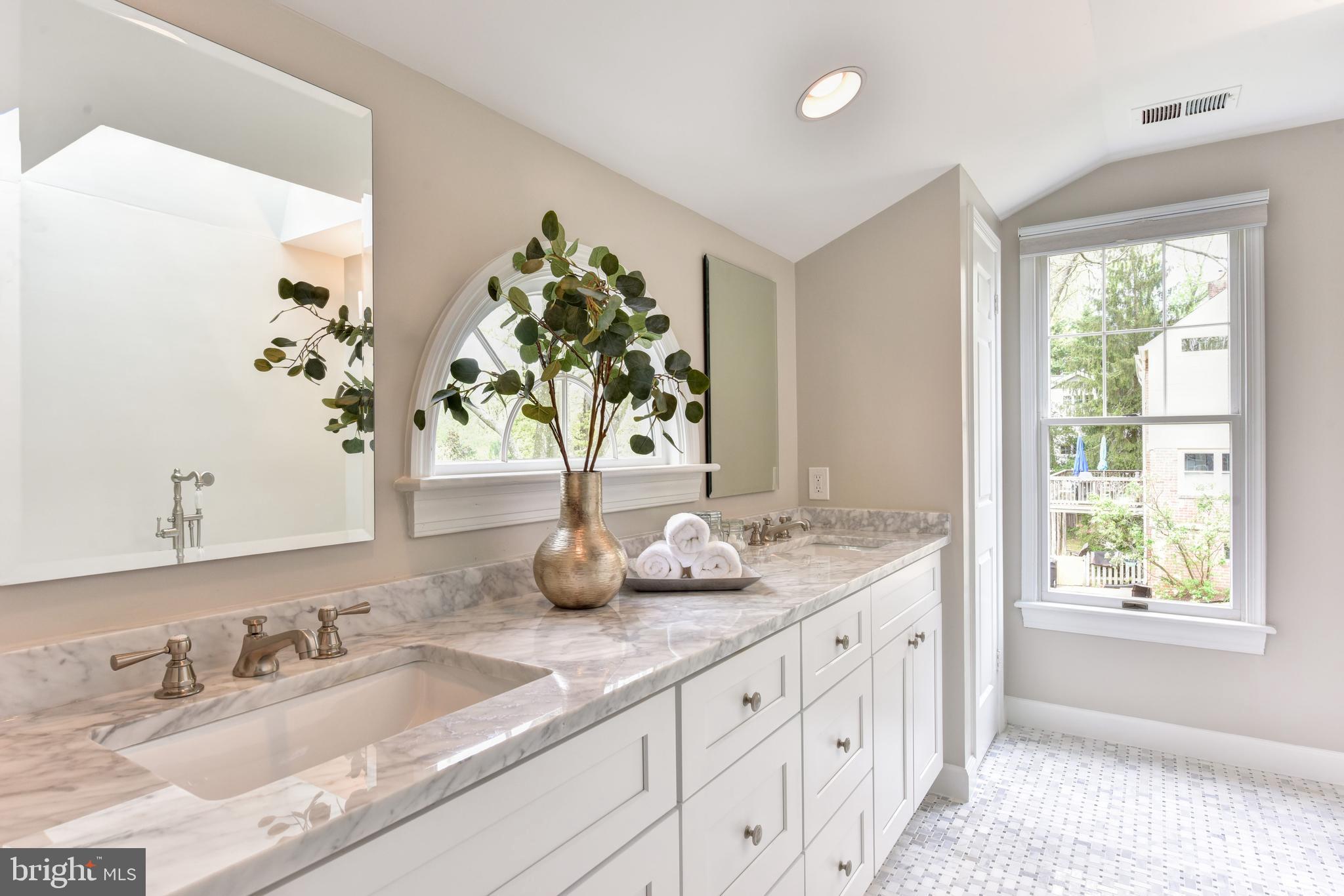 WOODMONT - Residential