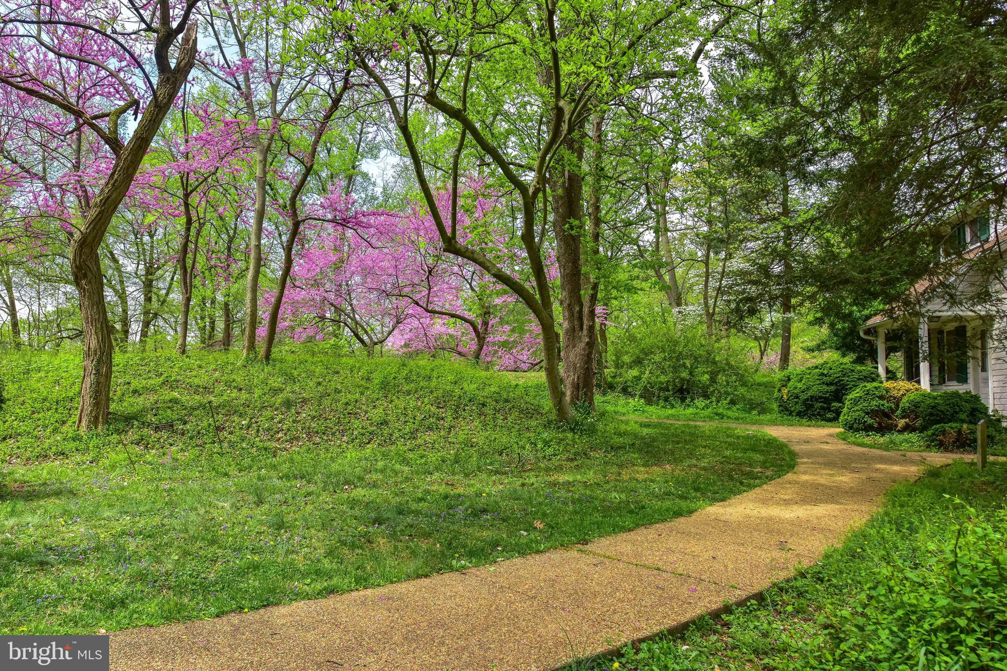 WOODMONT - Residential