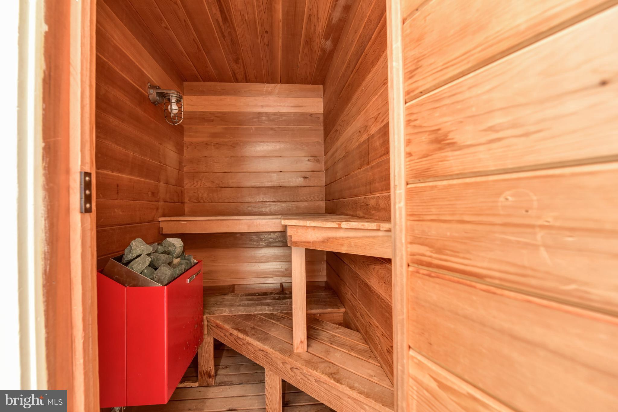 WOODMONT - Residential