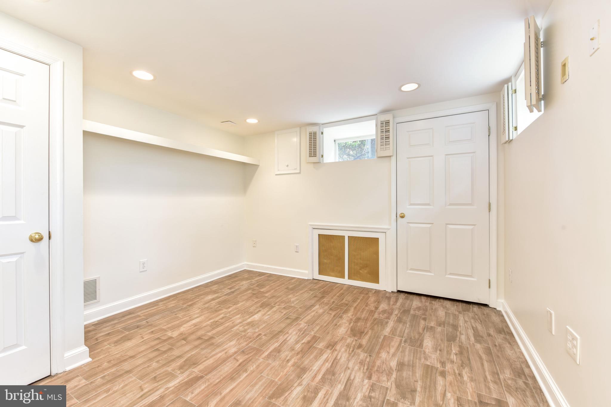 WOODMONT - Residential