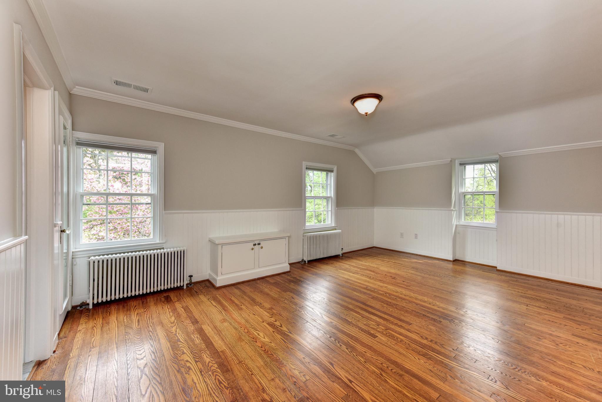 WOODMONT - Residential