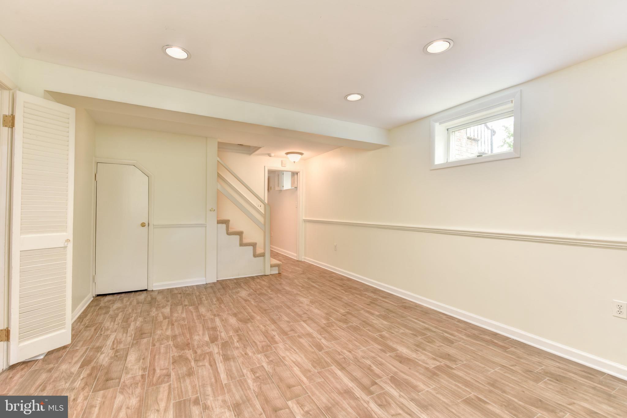 WOODMONT - Residential