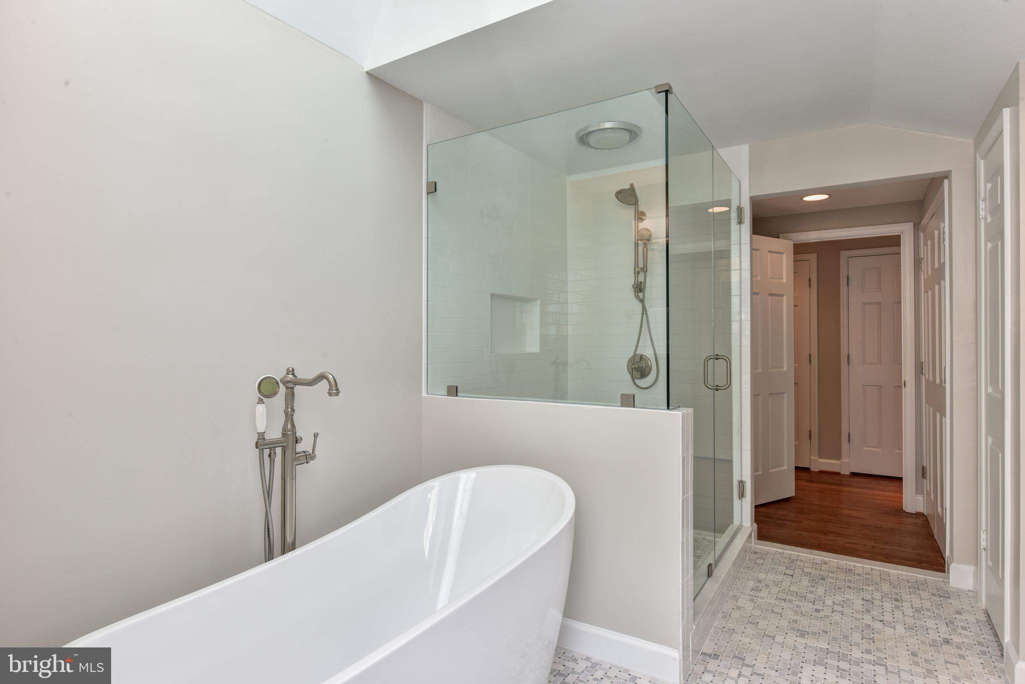 WOODMONT - Residential