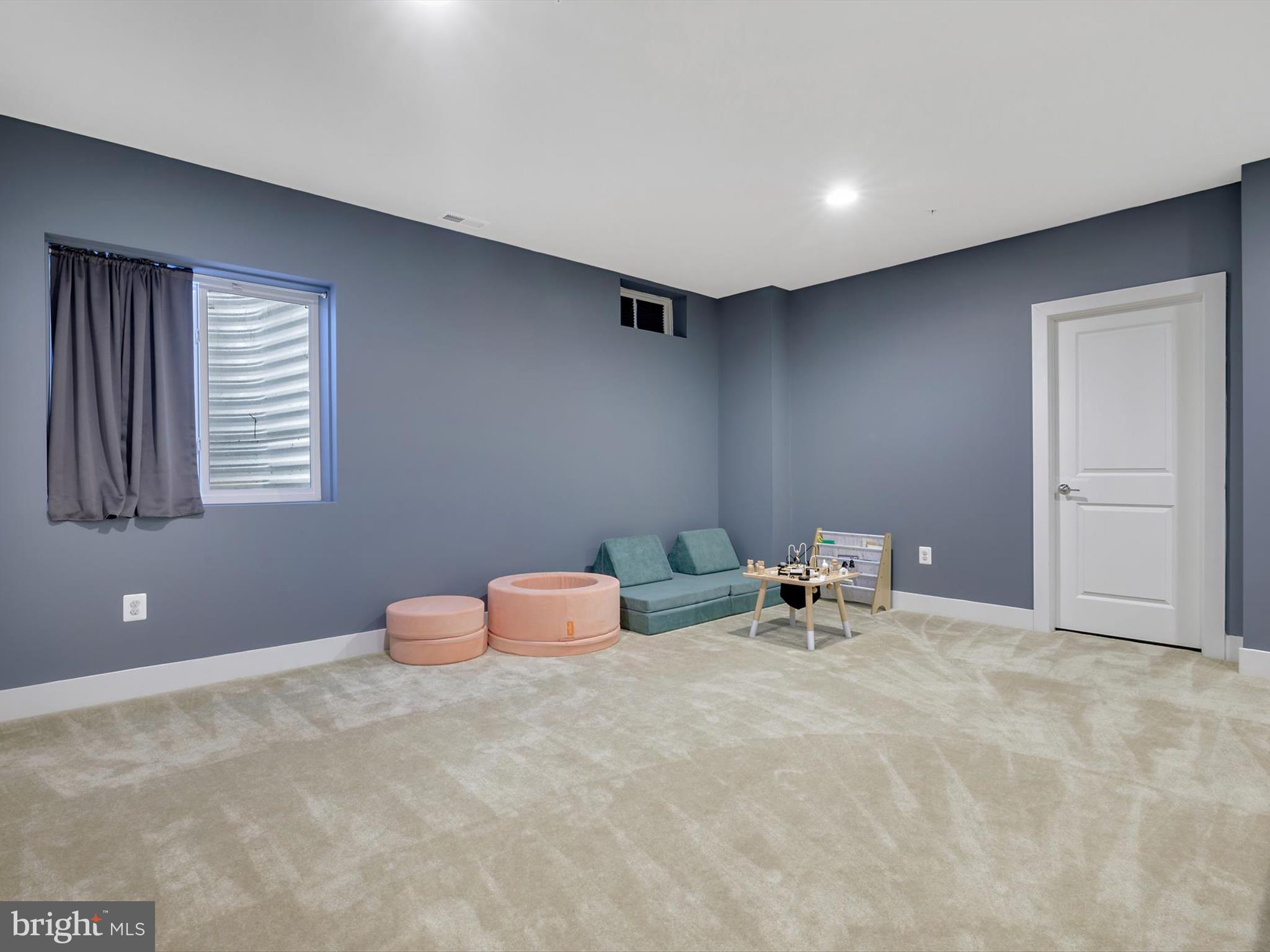 TWO RIVERS - Residential