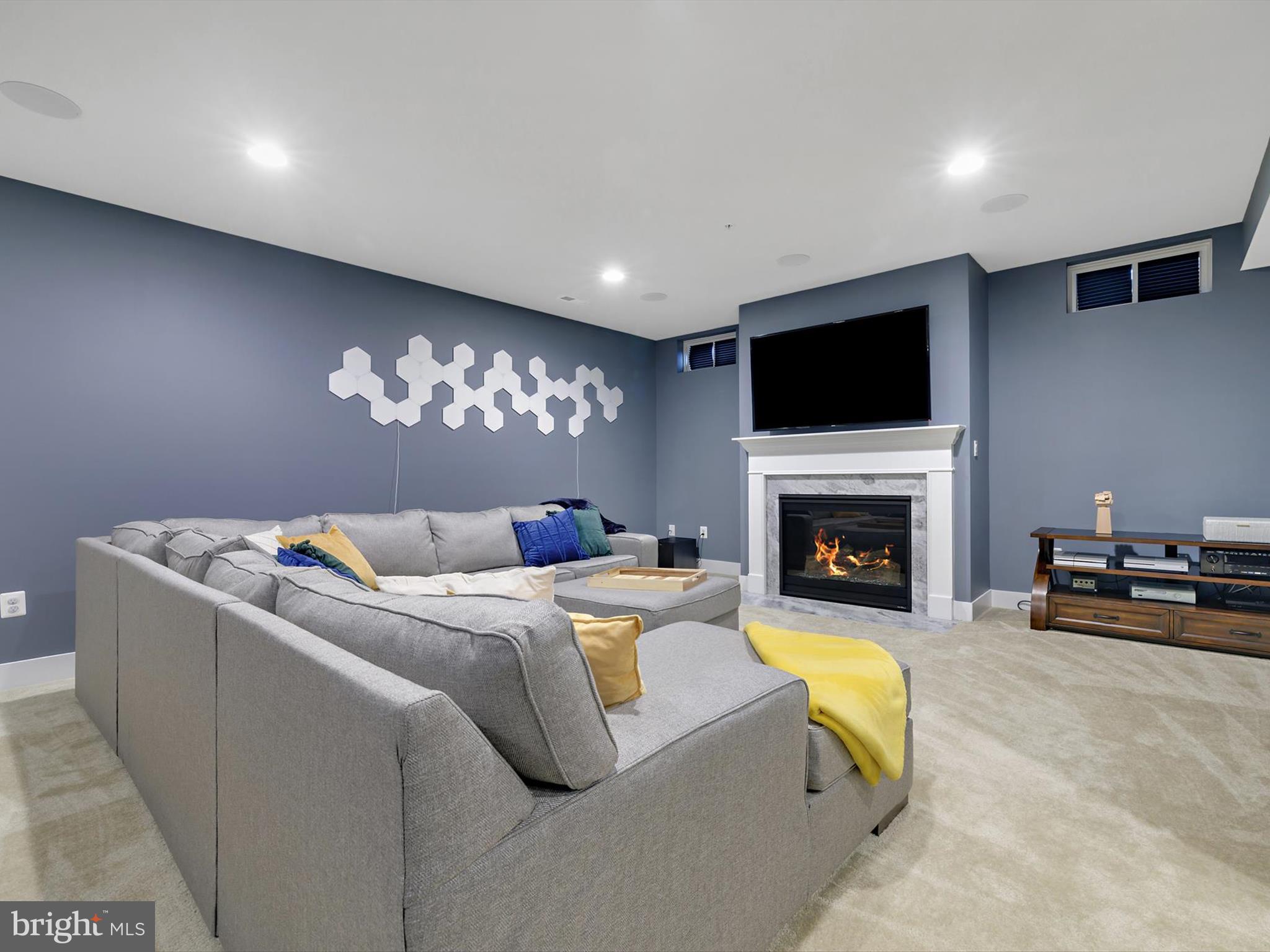 TWO RIVERS - Residential