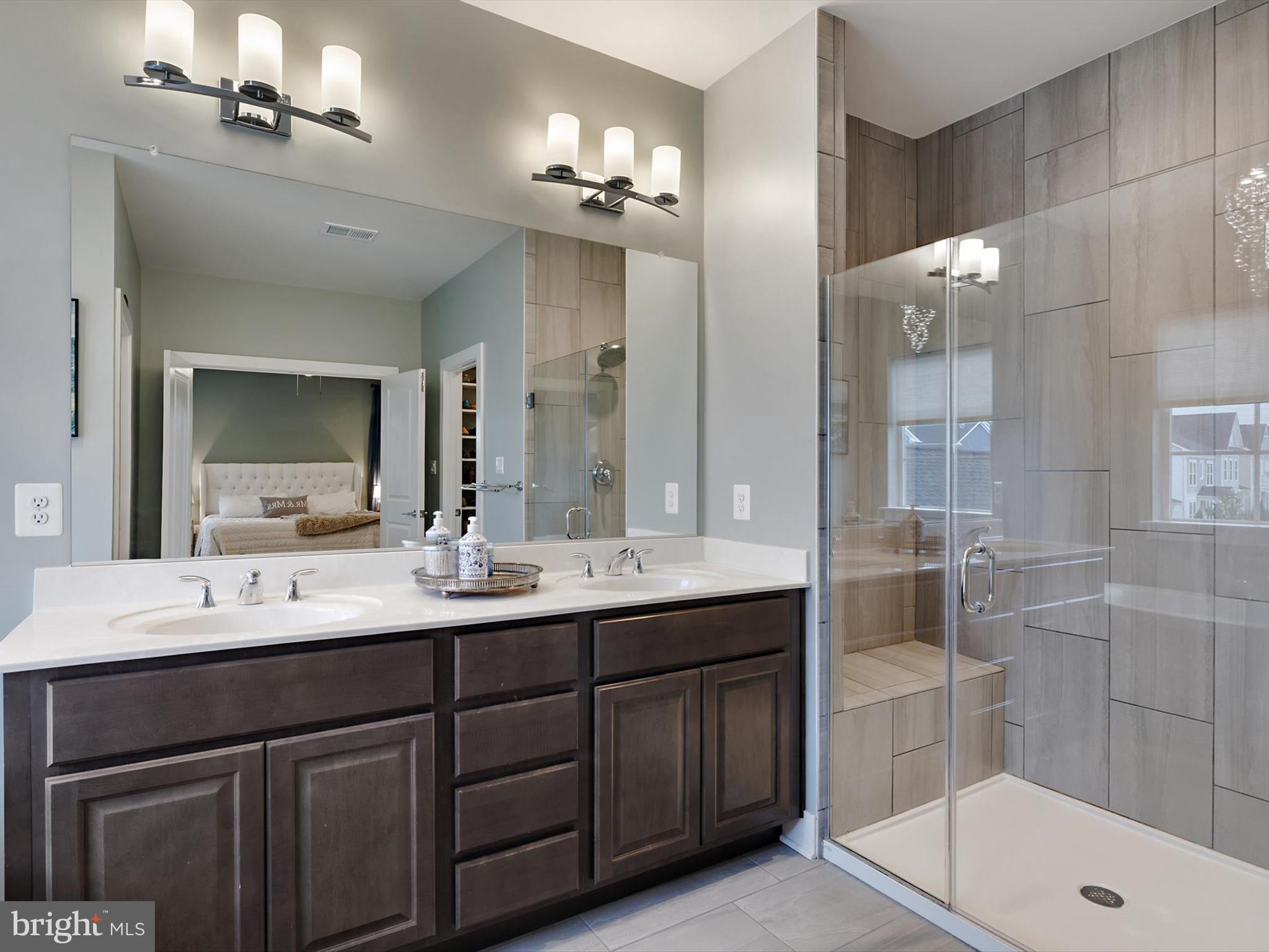 TWO RIVERS - Residential