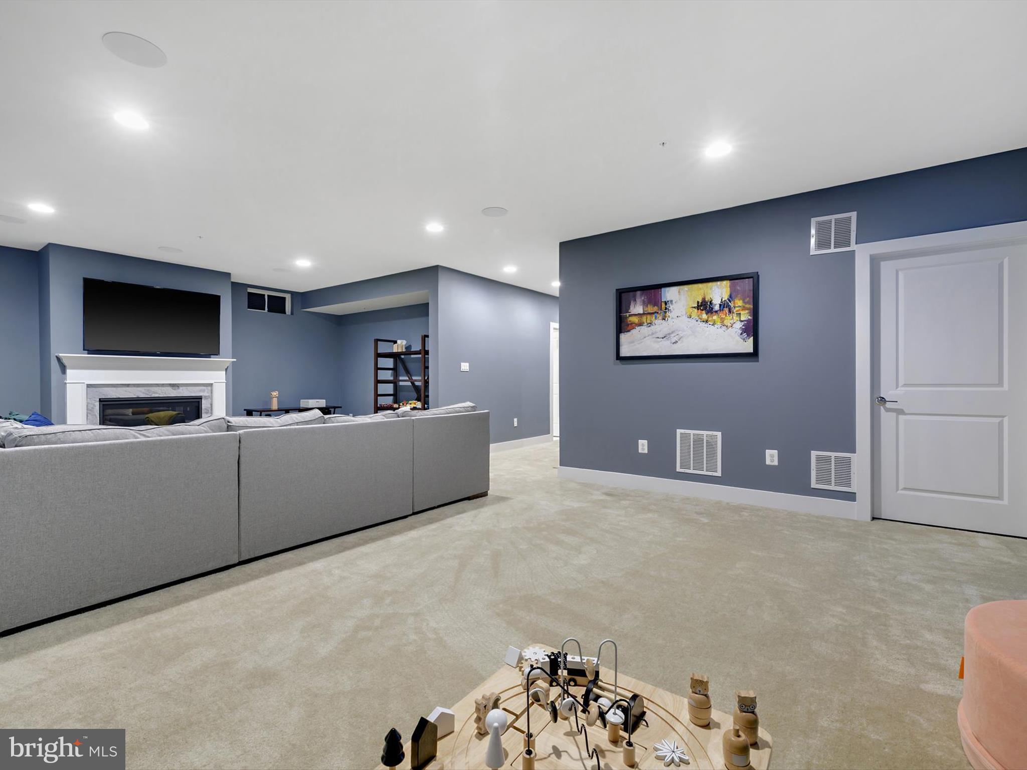 TWO RIVERS - Residential