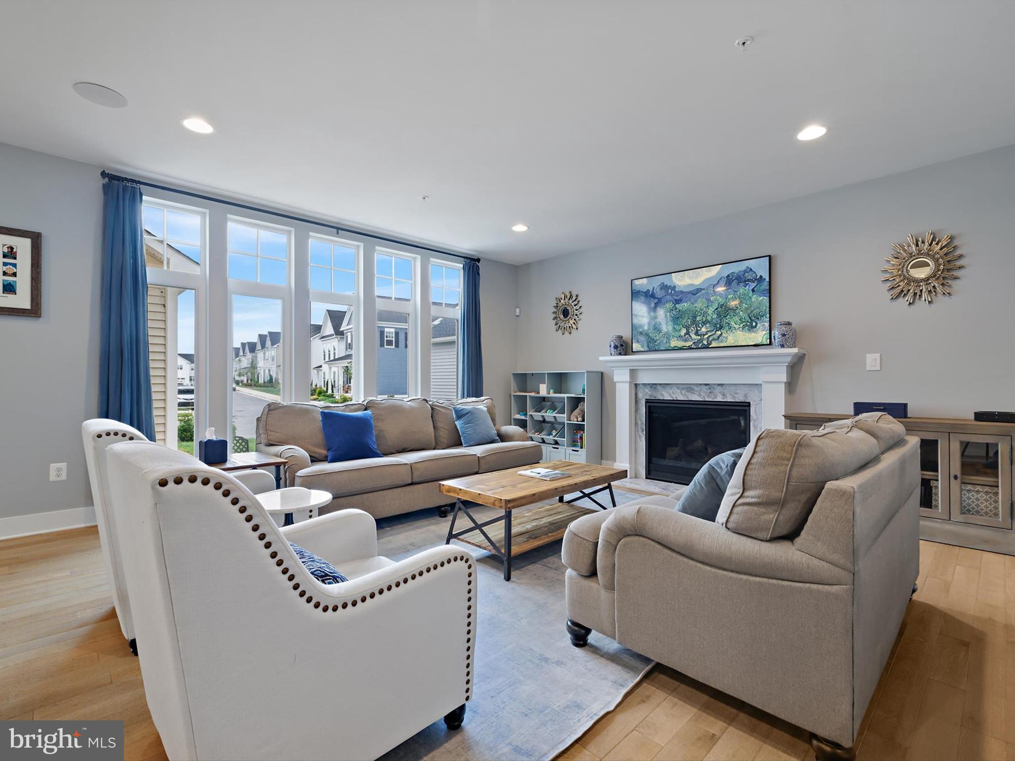 TWO RIVERS - Residential