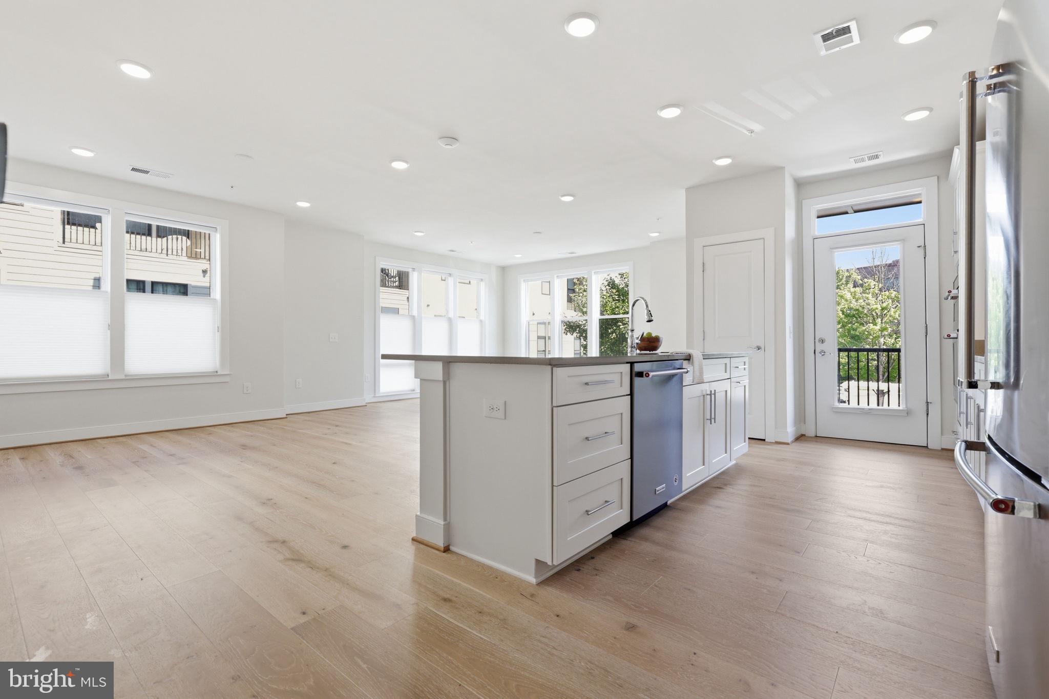 11200 RESTON STATION BOULEVARD 205