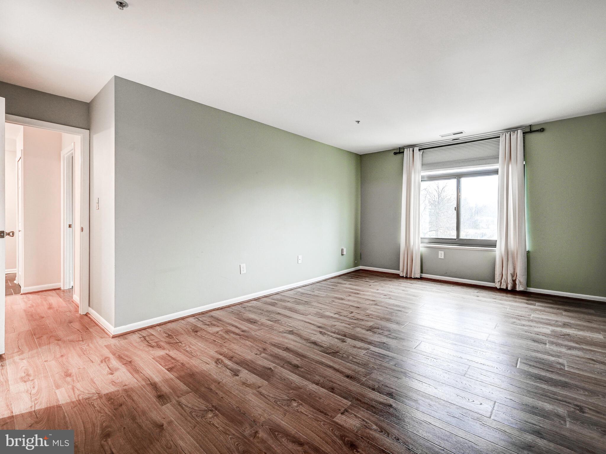 DULANEY TOWERS - Residential