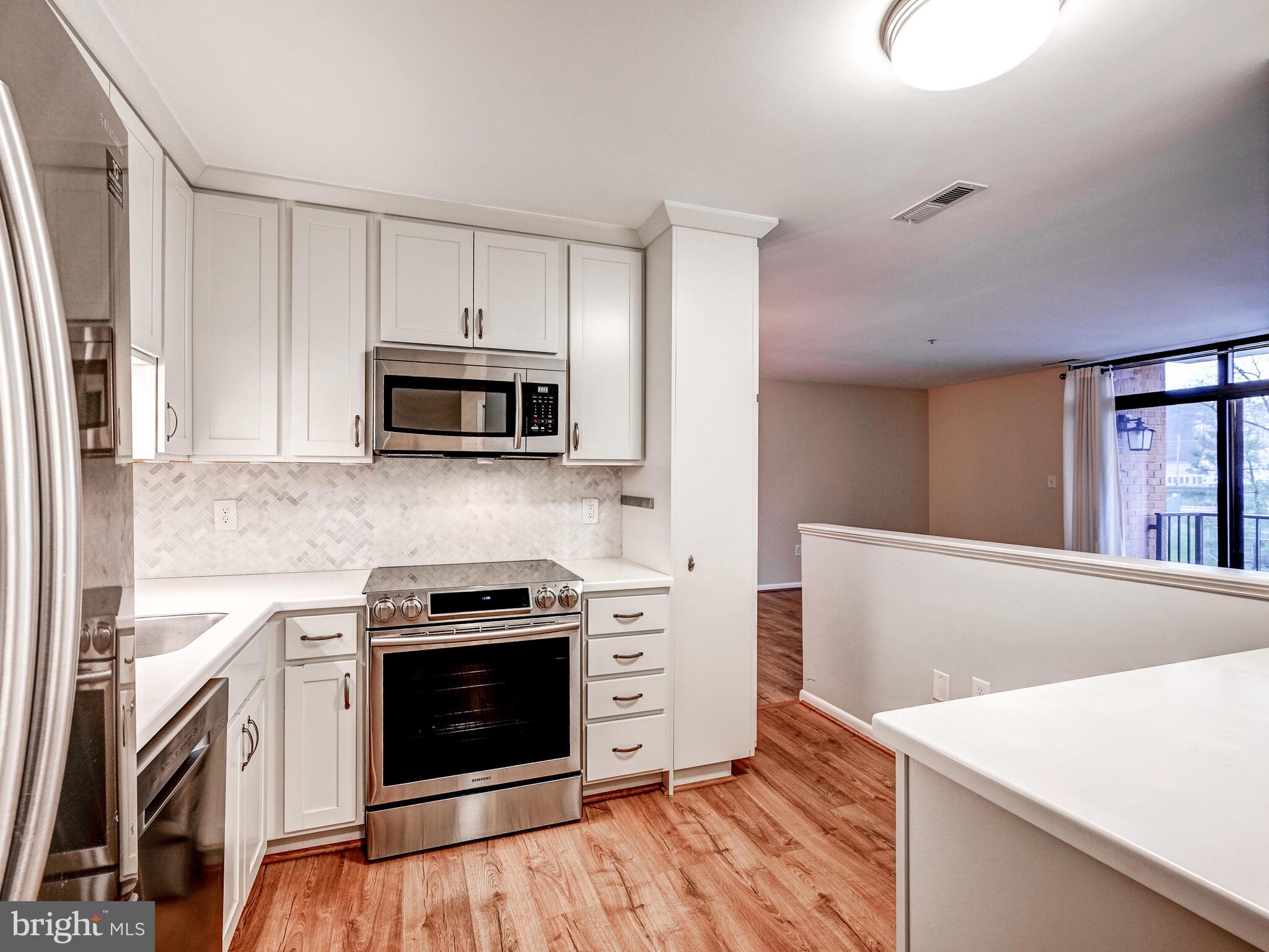 DULANEY TOWERS - Residential