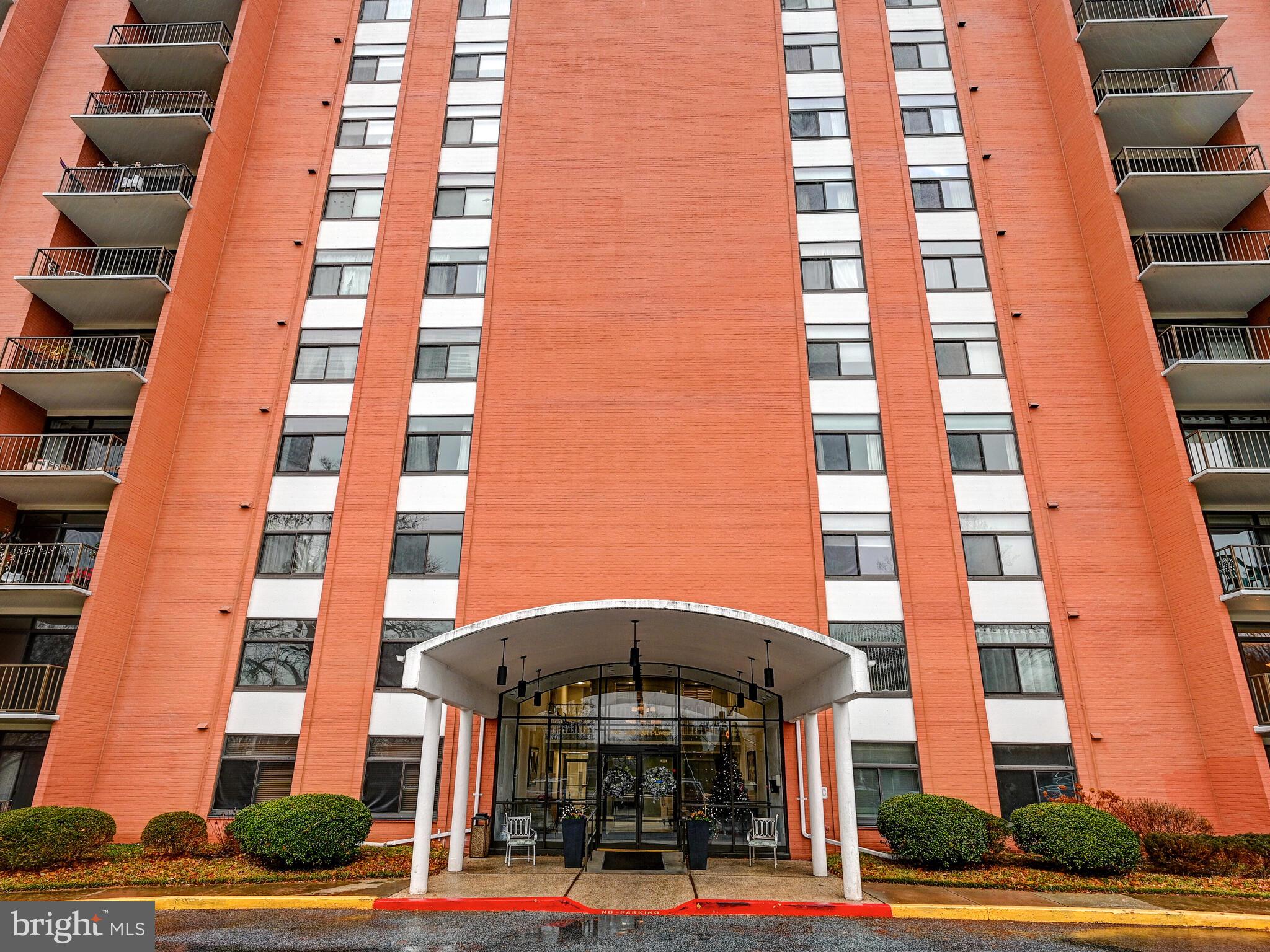 DULANEY TOWERS - Residential