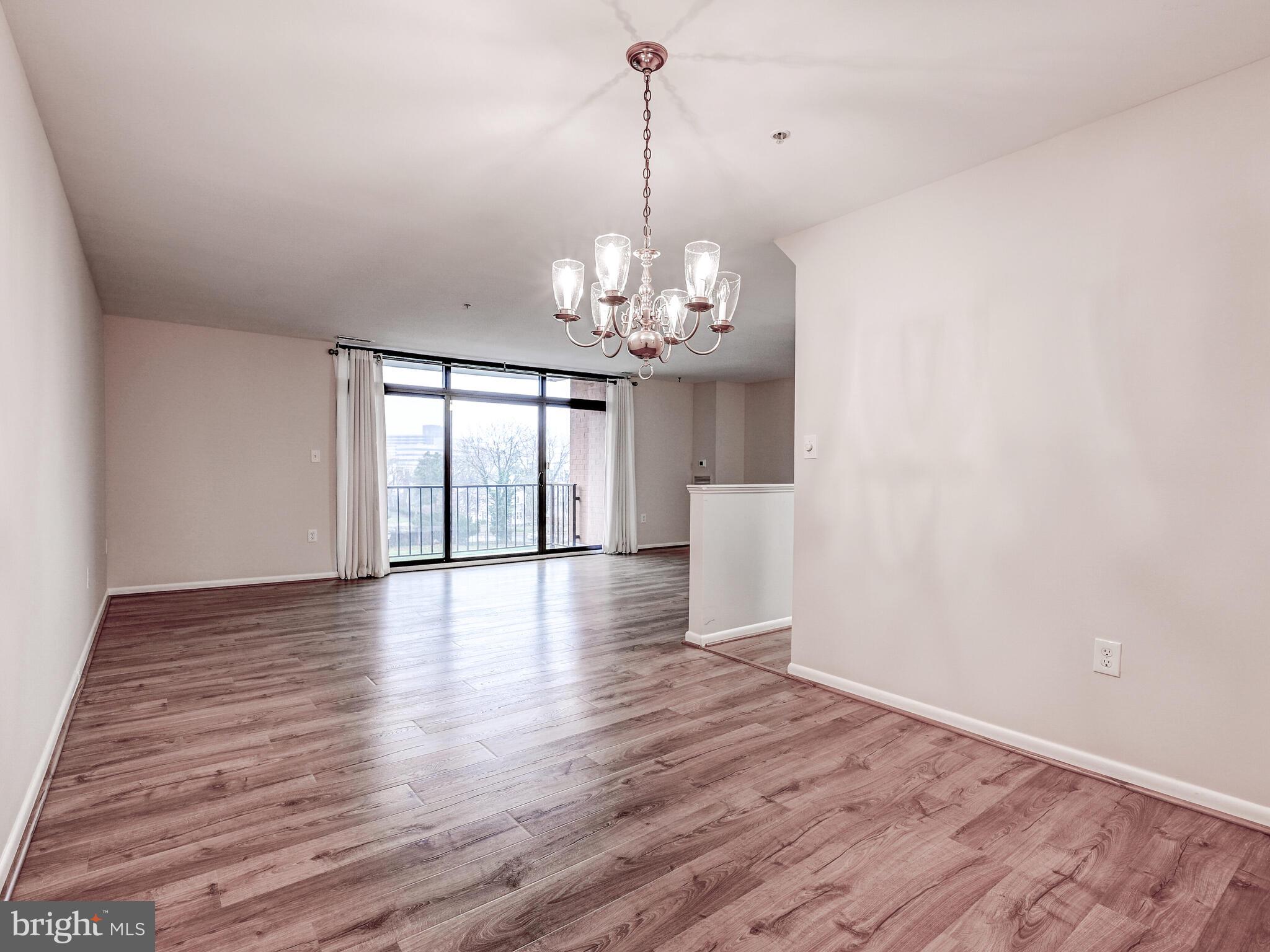 DULANEY TOWERS - Residential