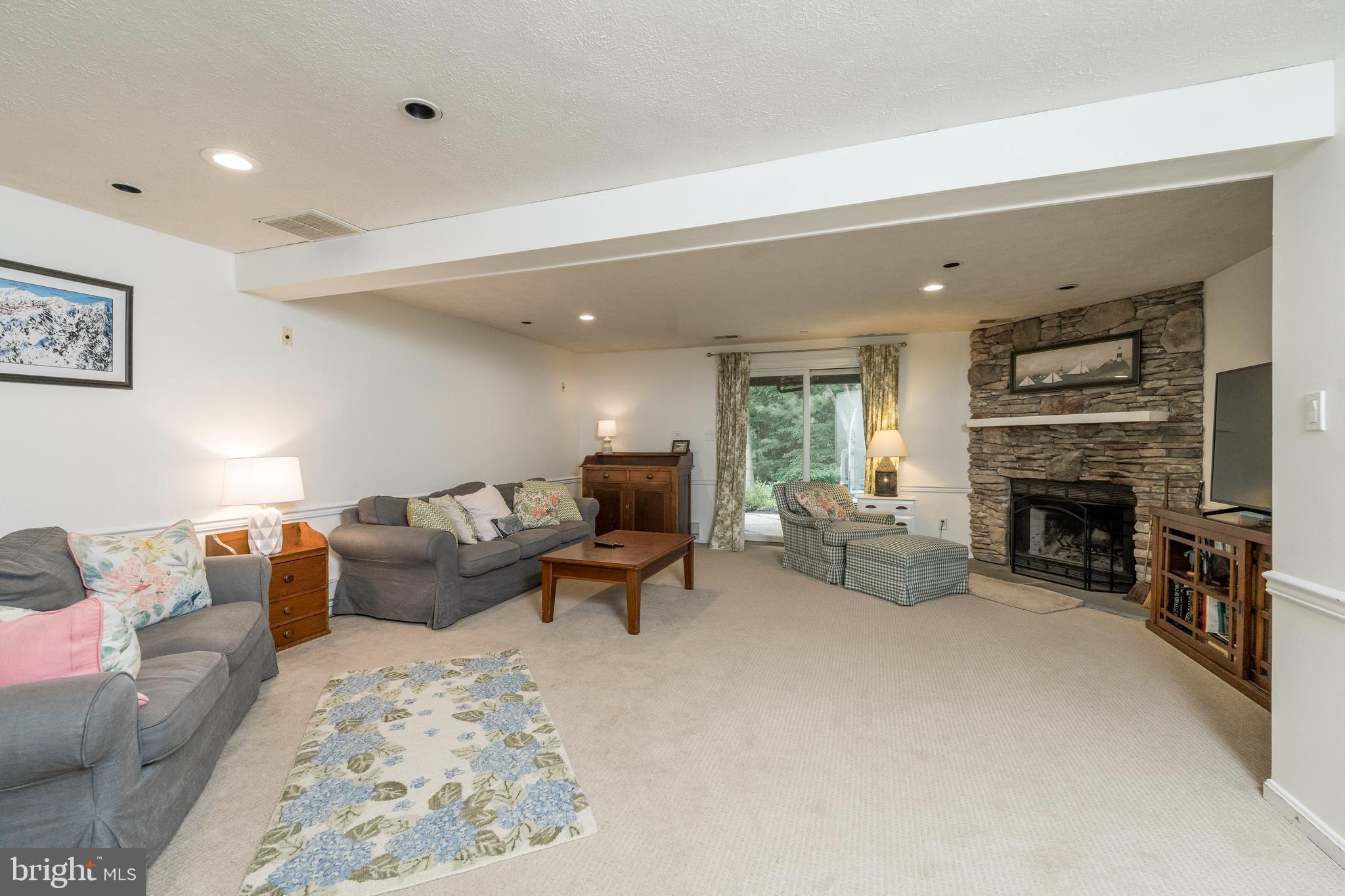 MAYS CHAPEL VILLAGE - Residential