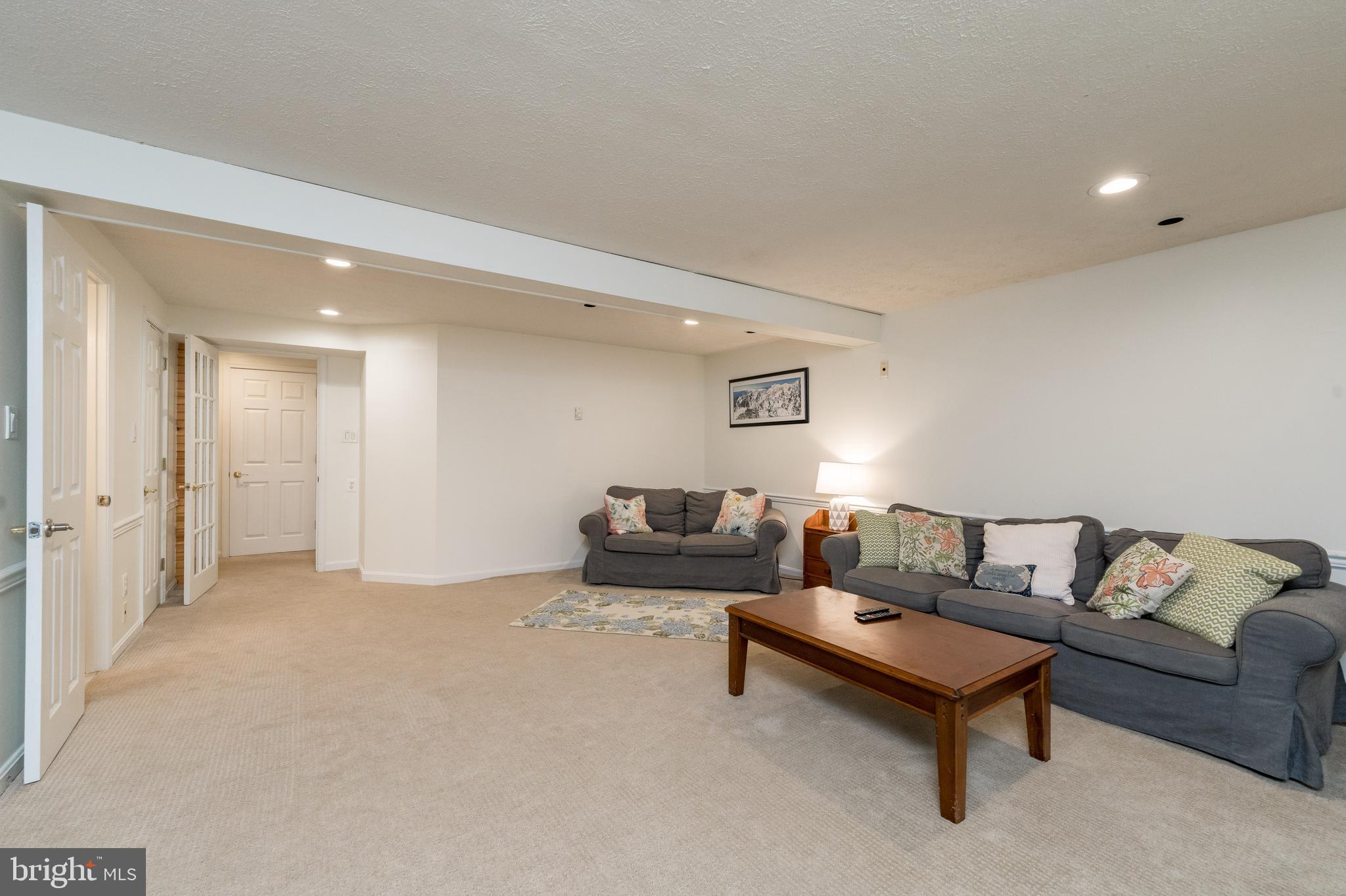 MAYS CHAPEL VILLAGE - Residential