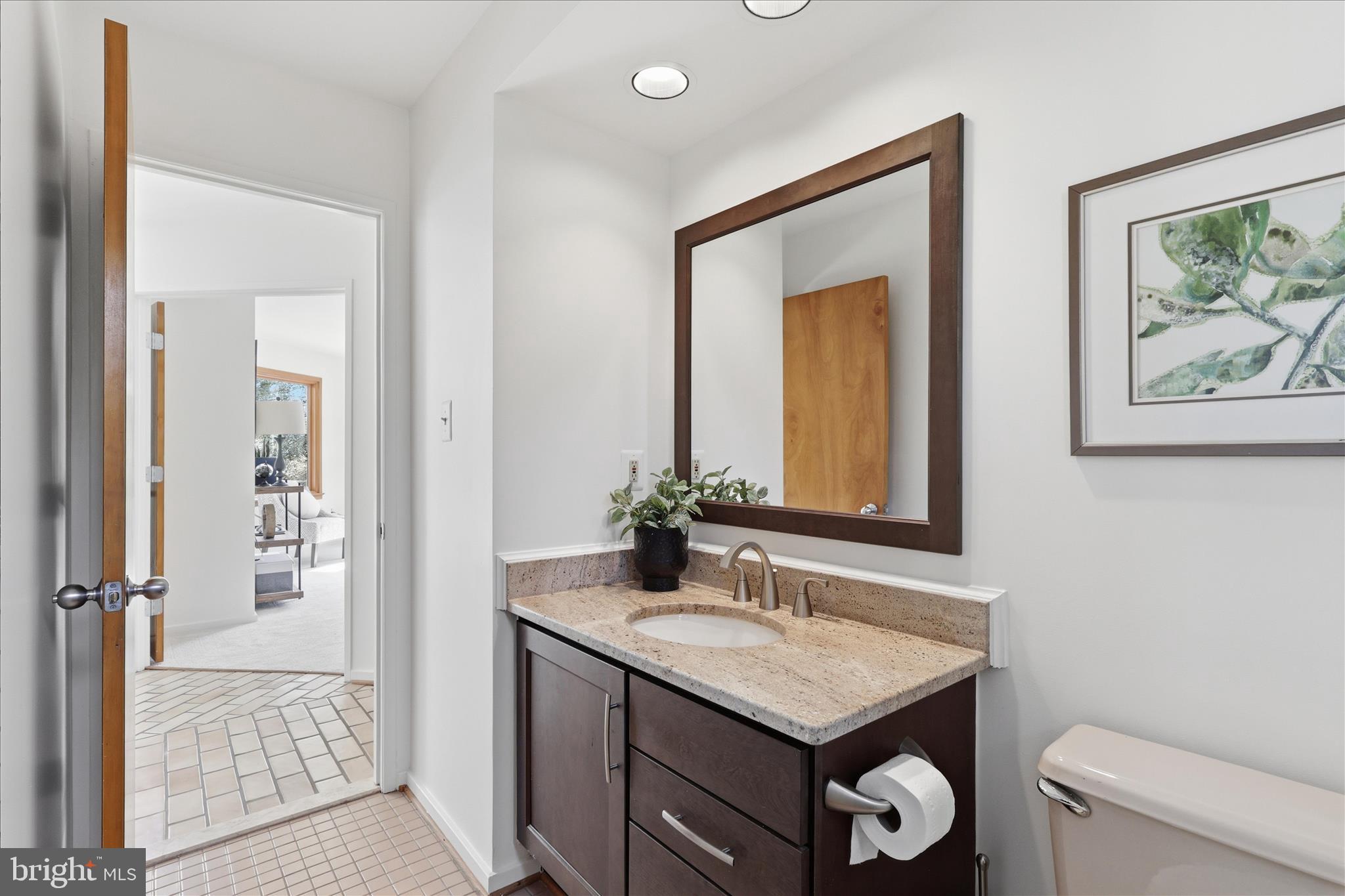 RESTON - Residential