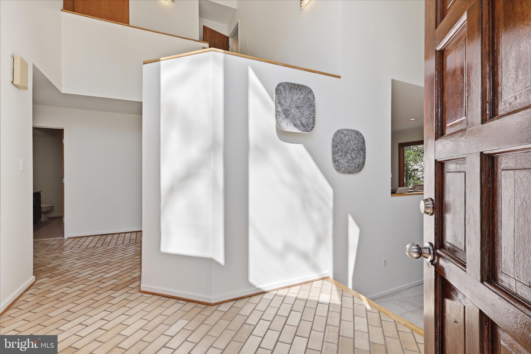 RESTON - Residential