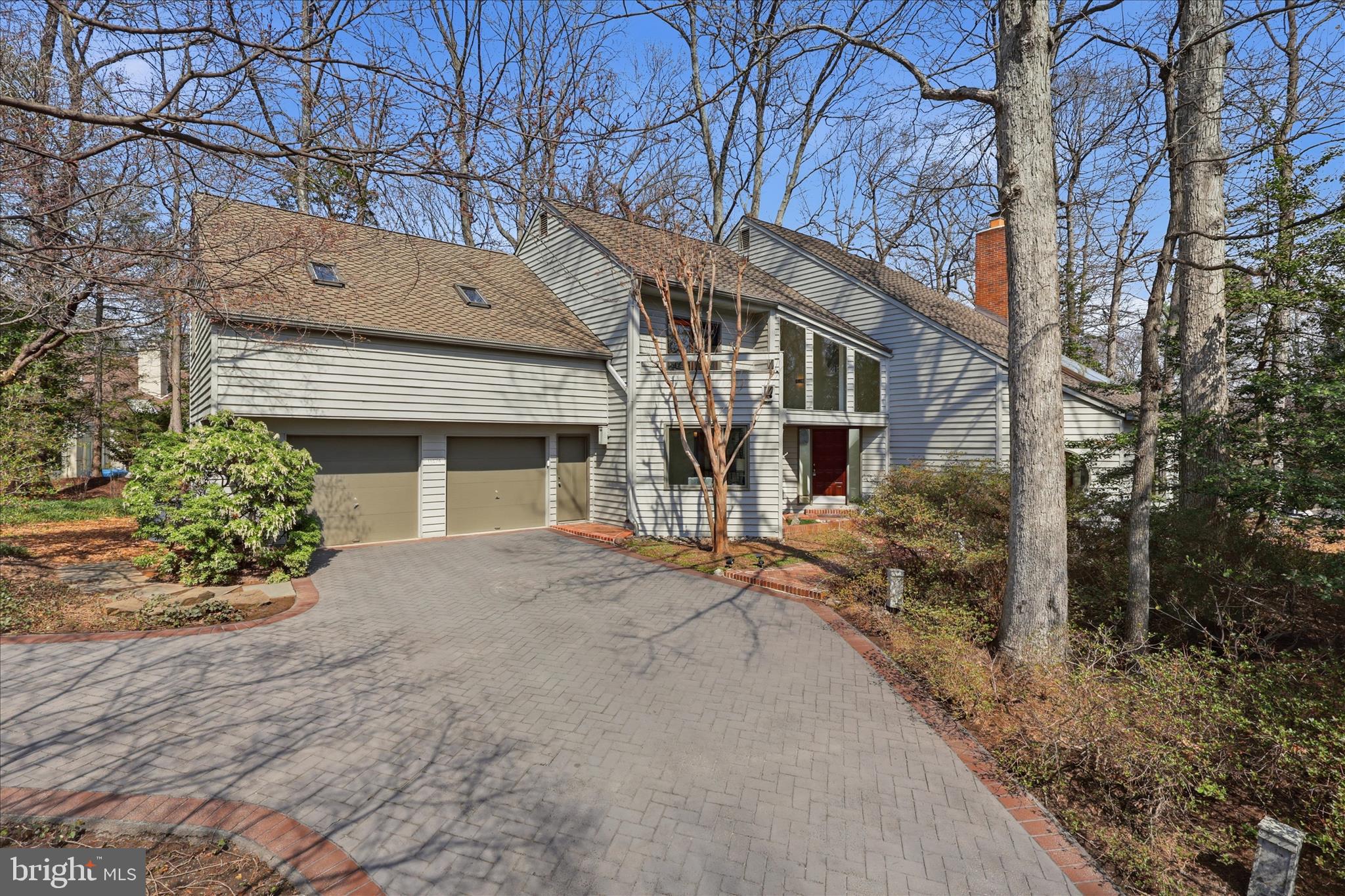 RESTON - Residential