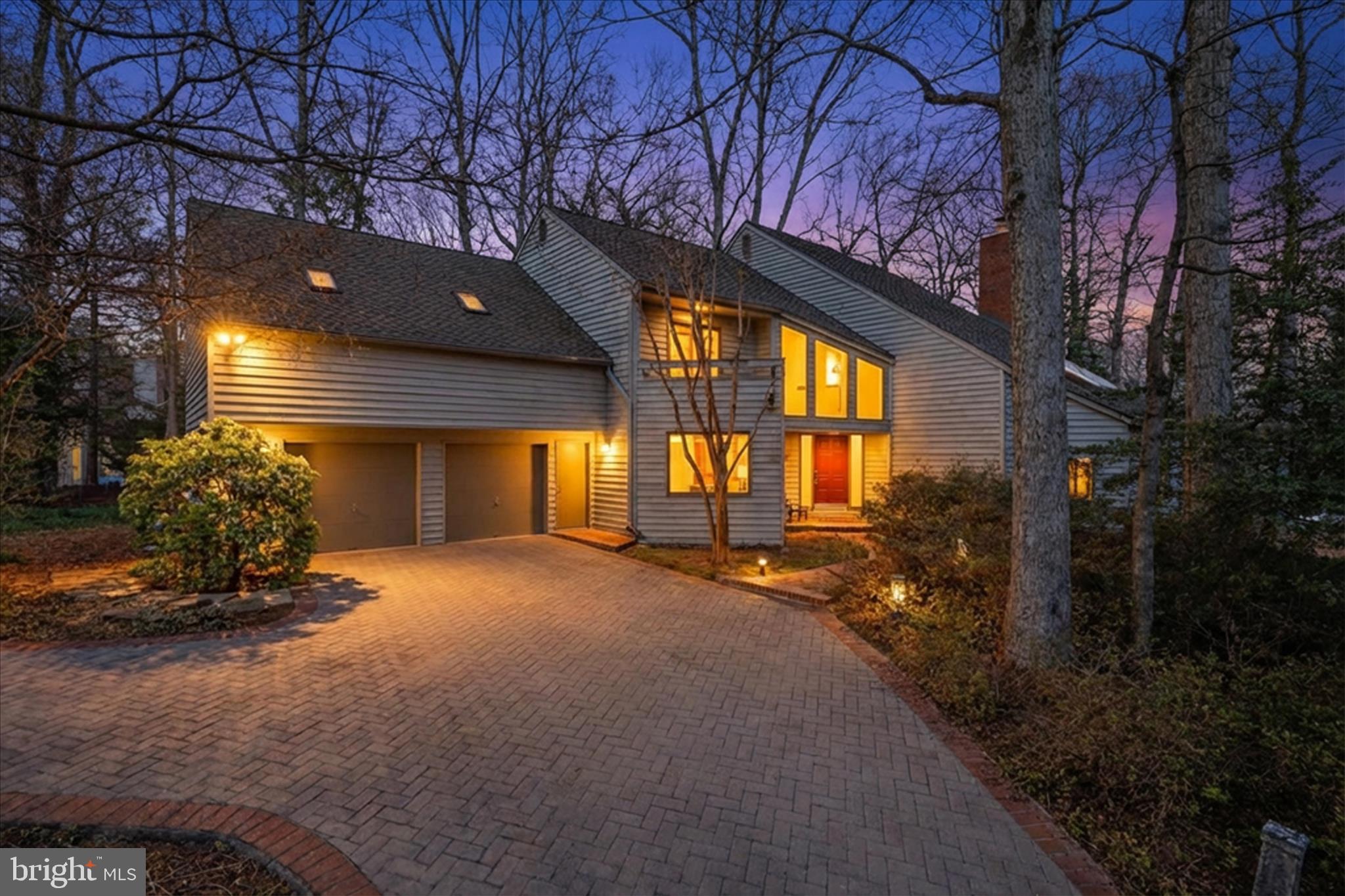 RESTON - Residential