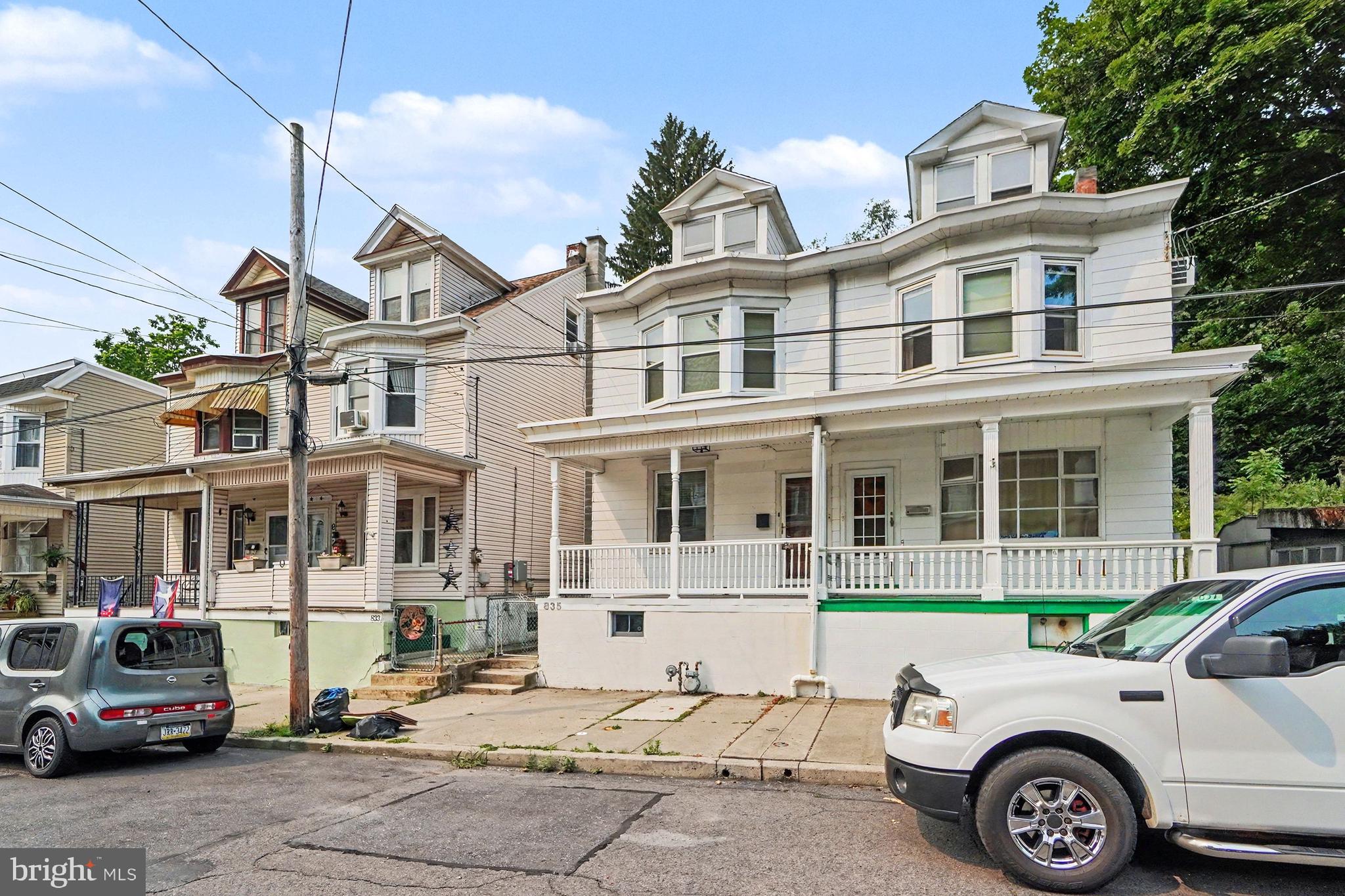835 WATER STREET