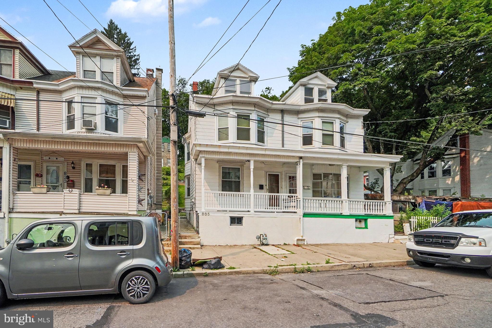 835 WATER STREET