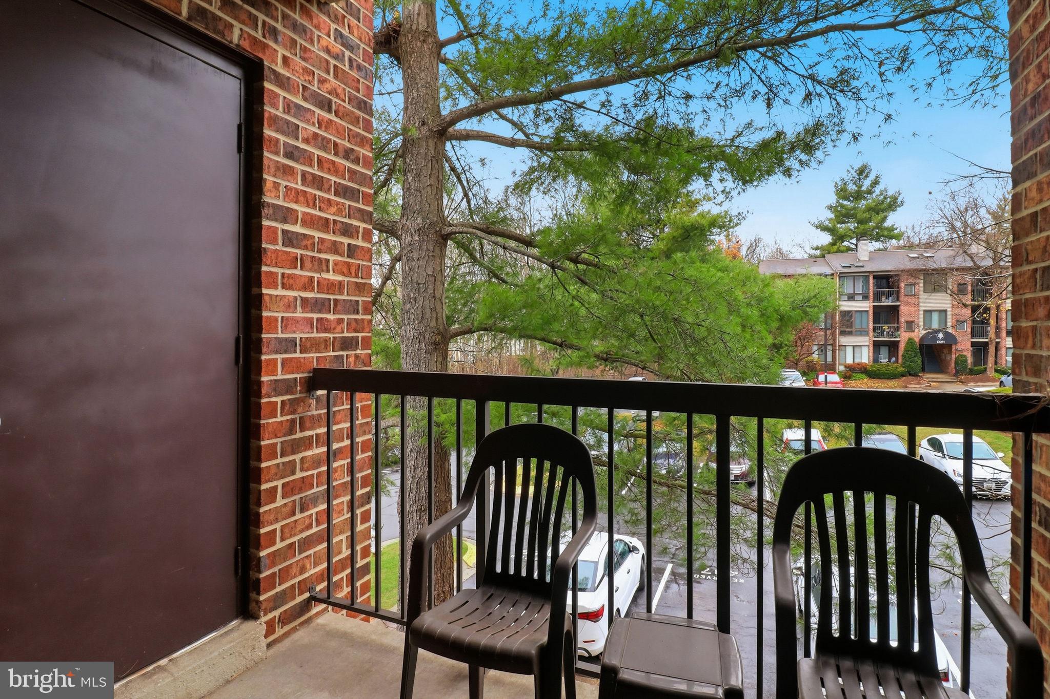 FARMINGDALE - Residential