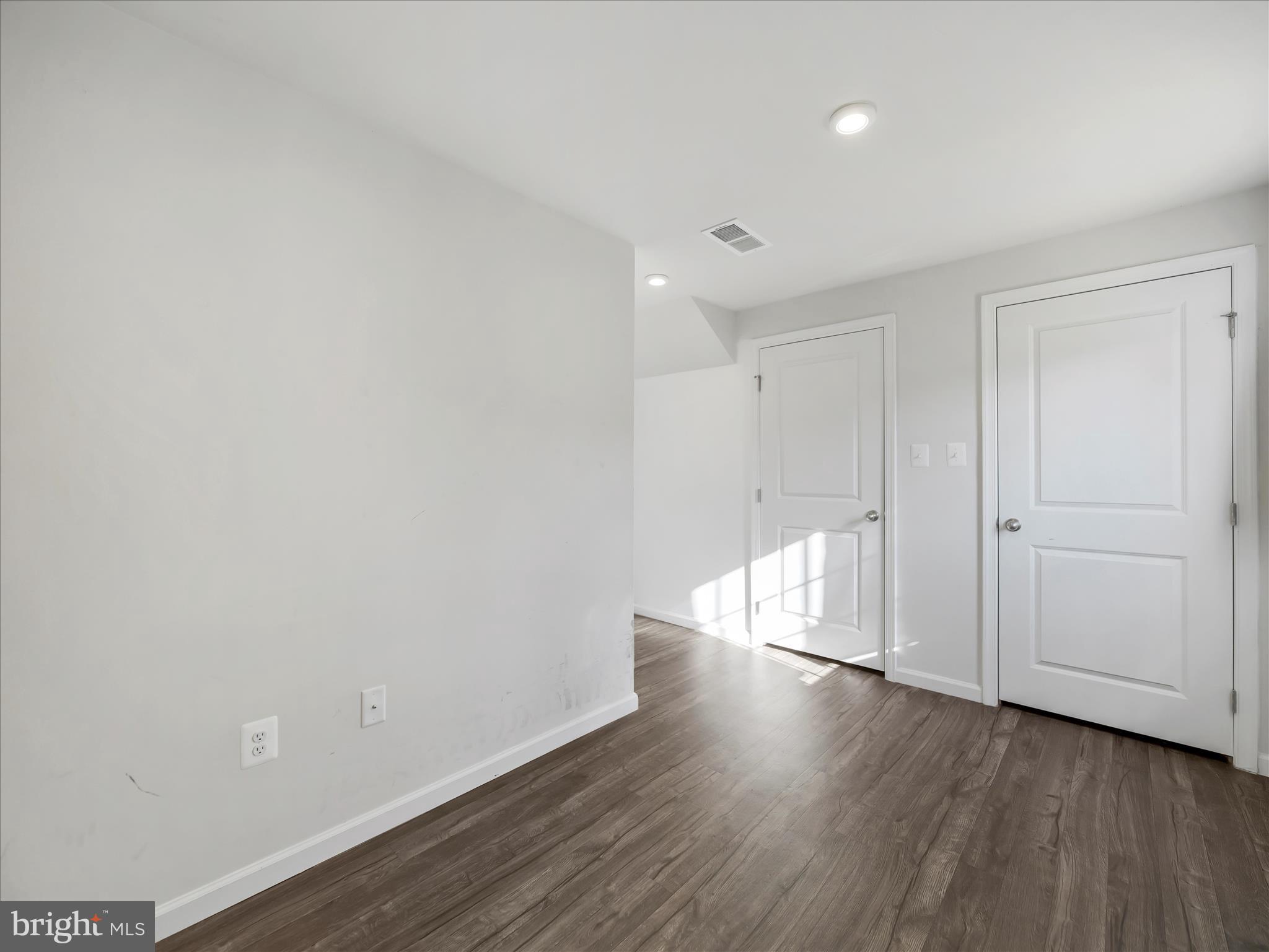 THE LAKES AT MARTINSBURG - Residential