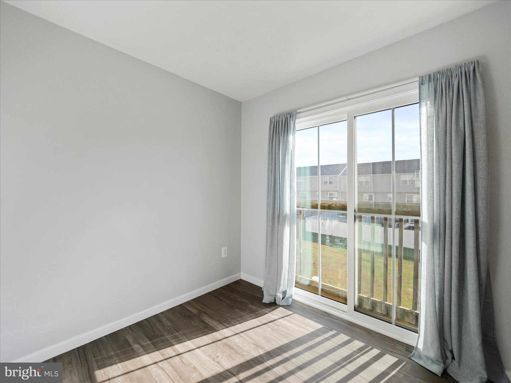 THE LAKES AT MARTINSBURG - Residential