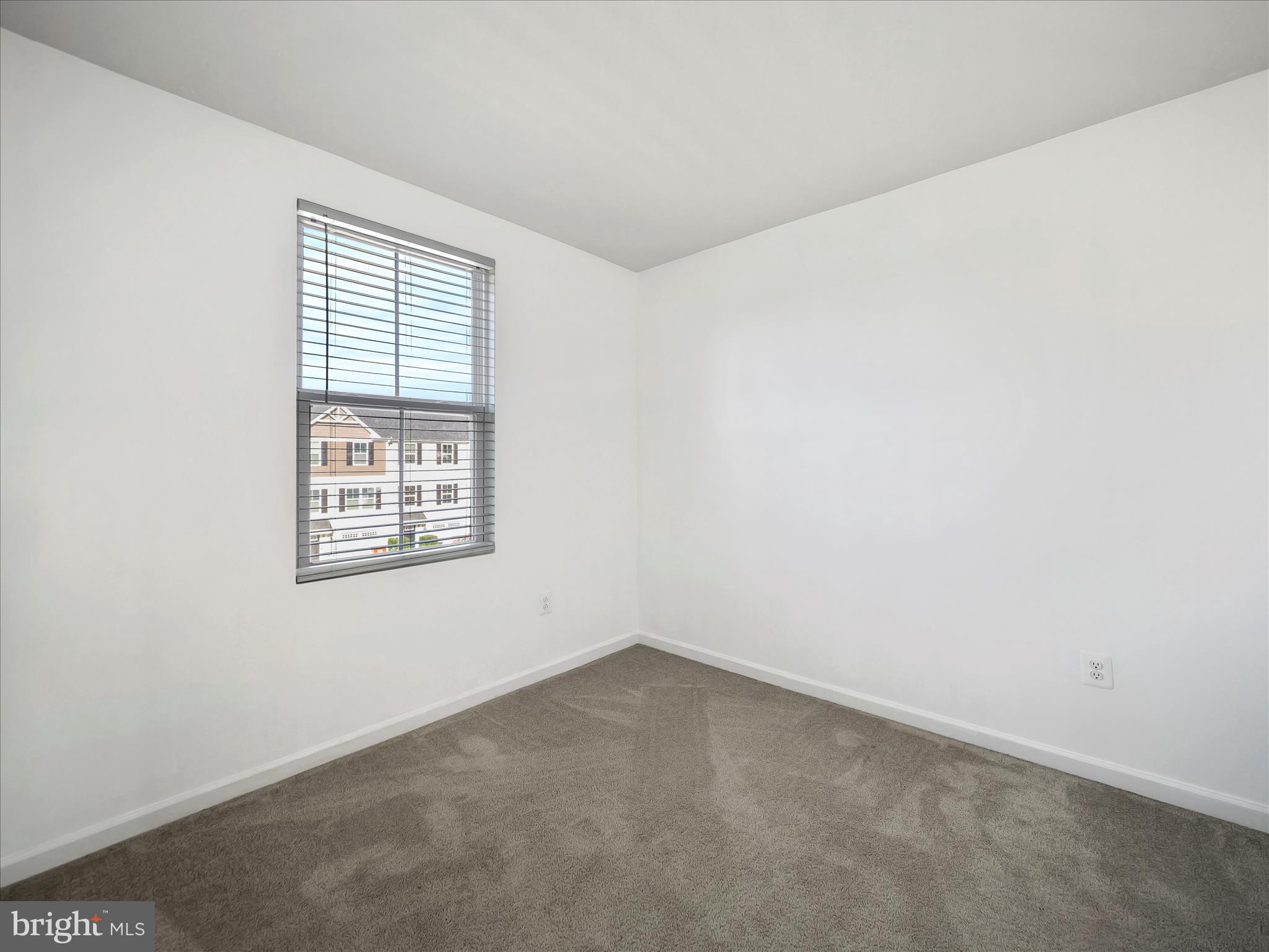 THE LAKES AT MARTINSBURG - Residential