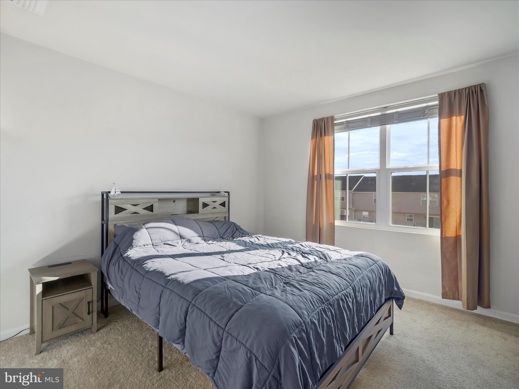 THE LAKES AT MARTINSBURG - Residential