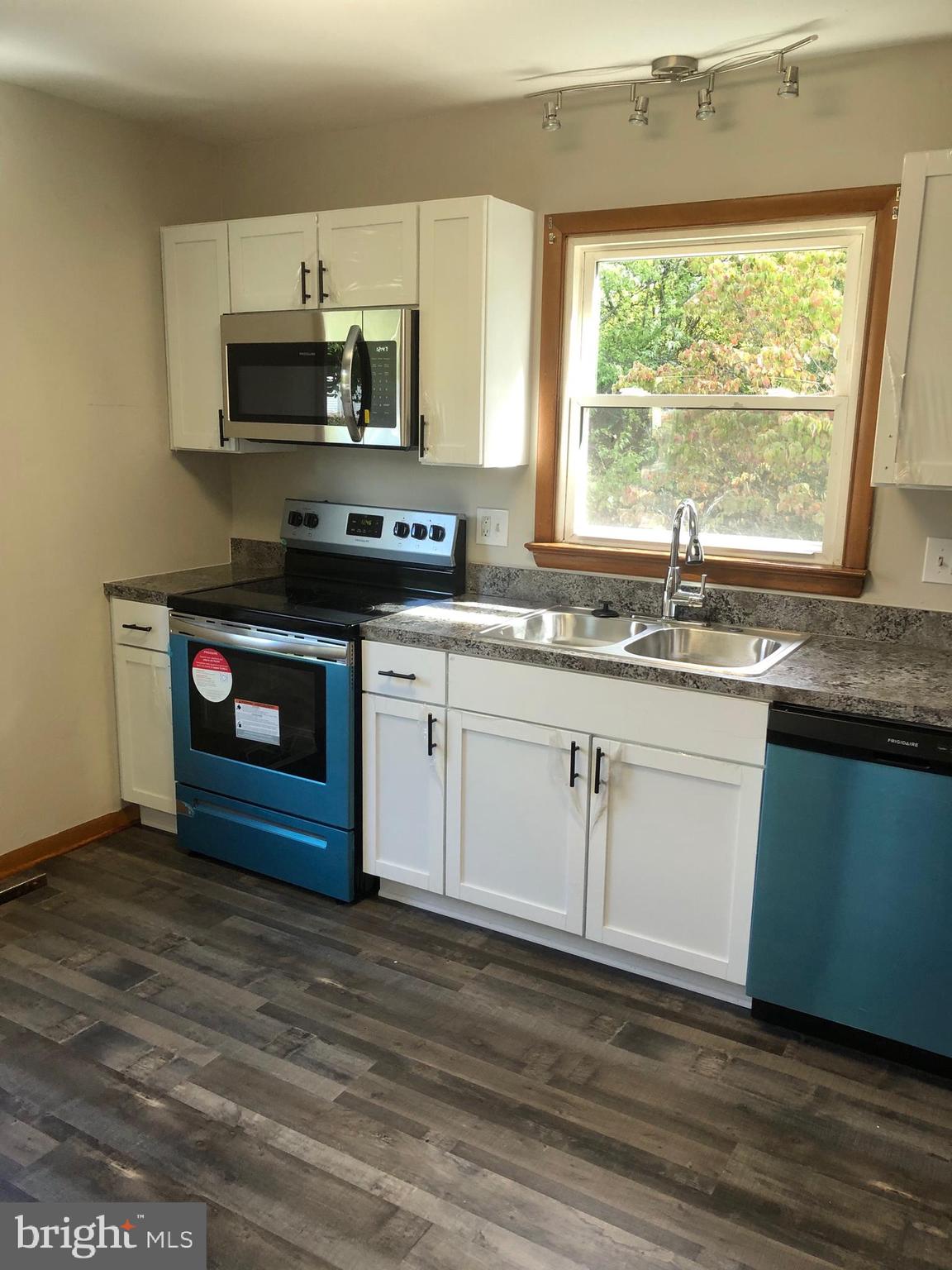 NORTH END - Residential Lease