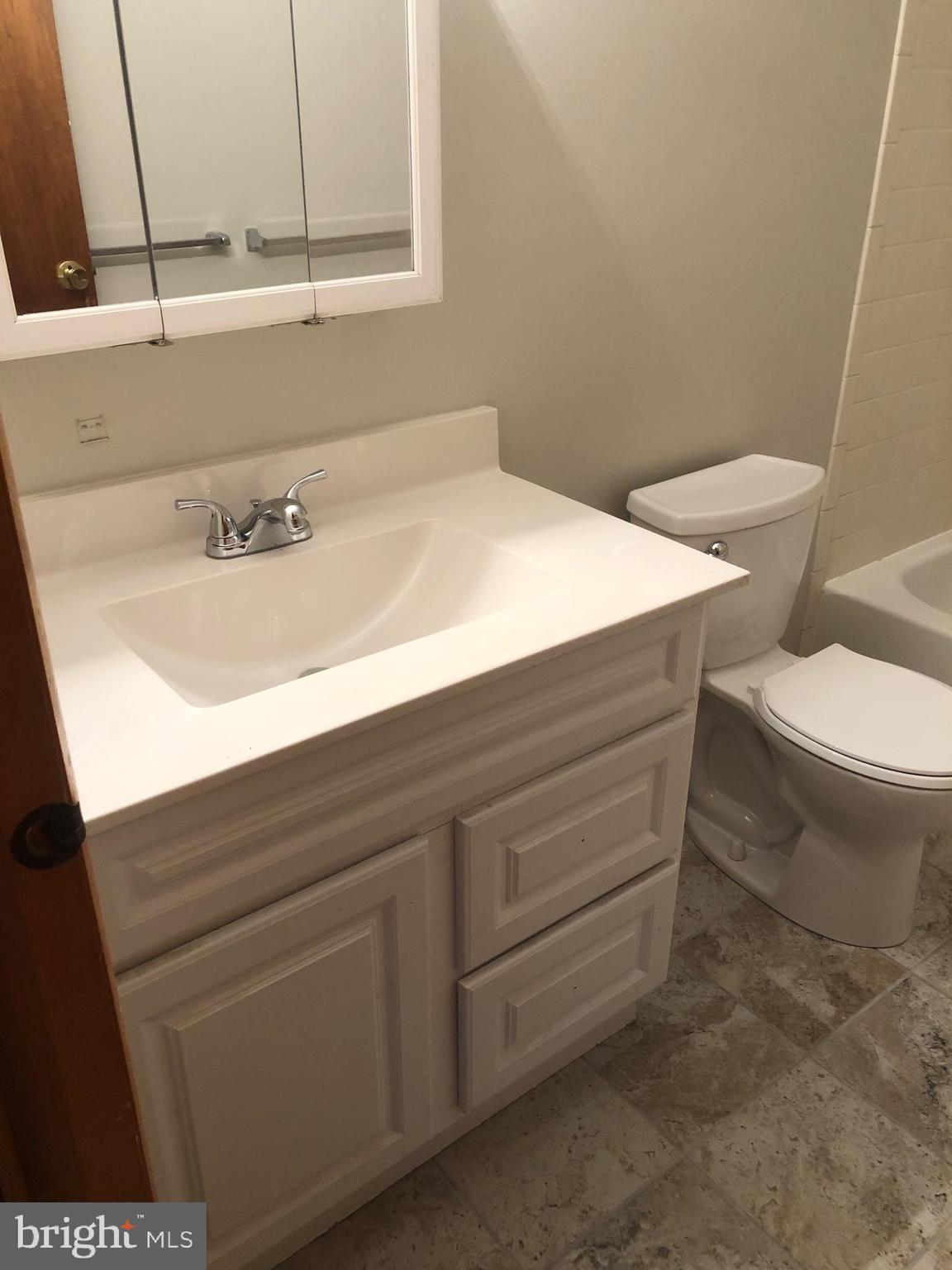 NORTH END - Residential Lease