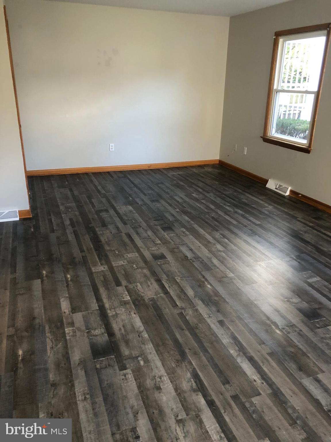 NORTH END - Residential Lease