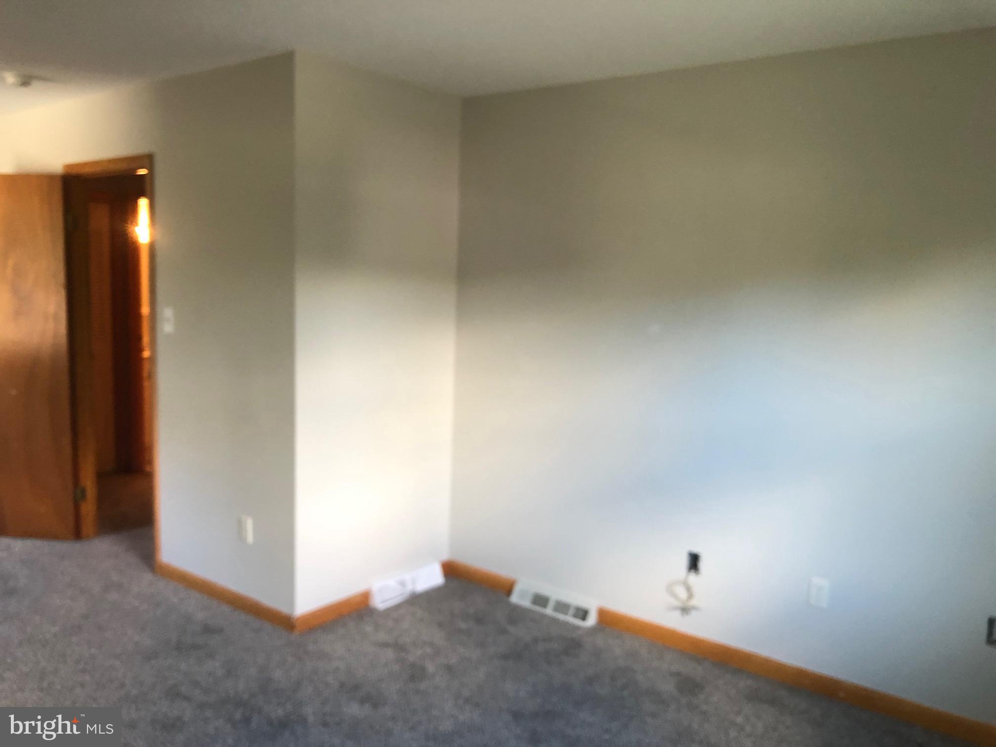 NORTH END - Residential Lease