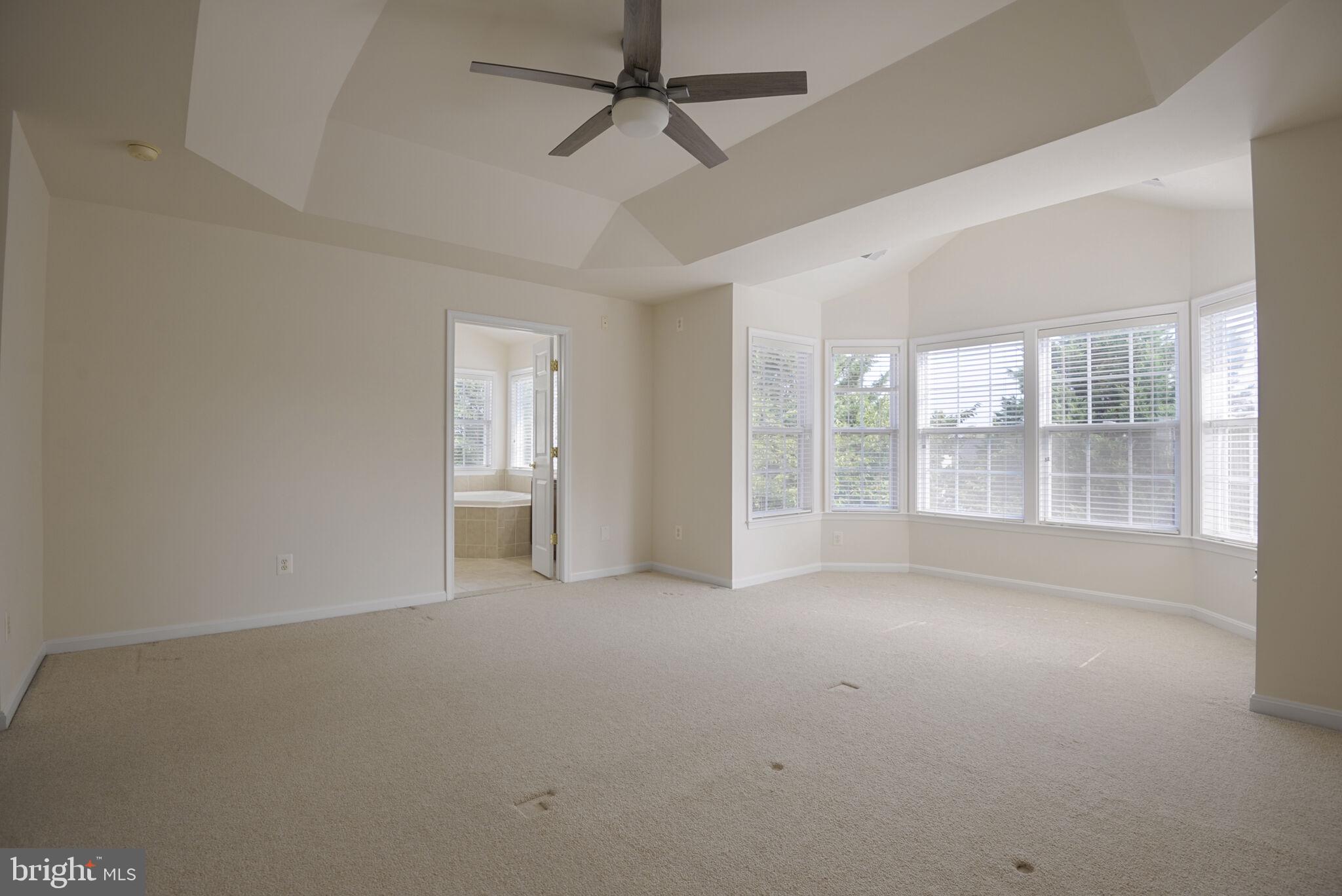 POTOMAC LAKES - Residential