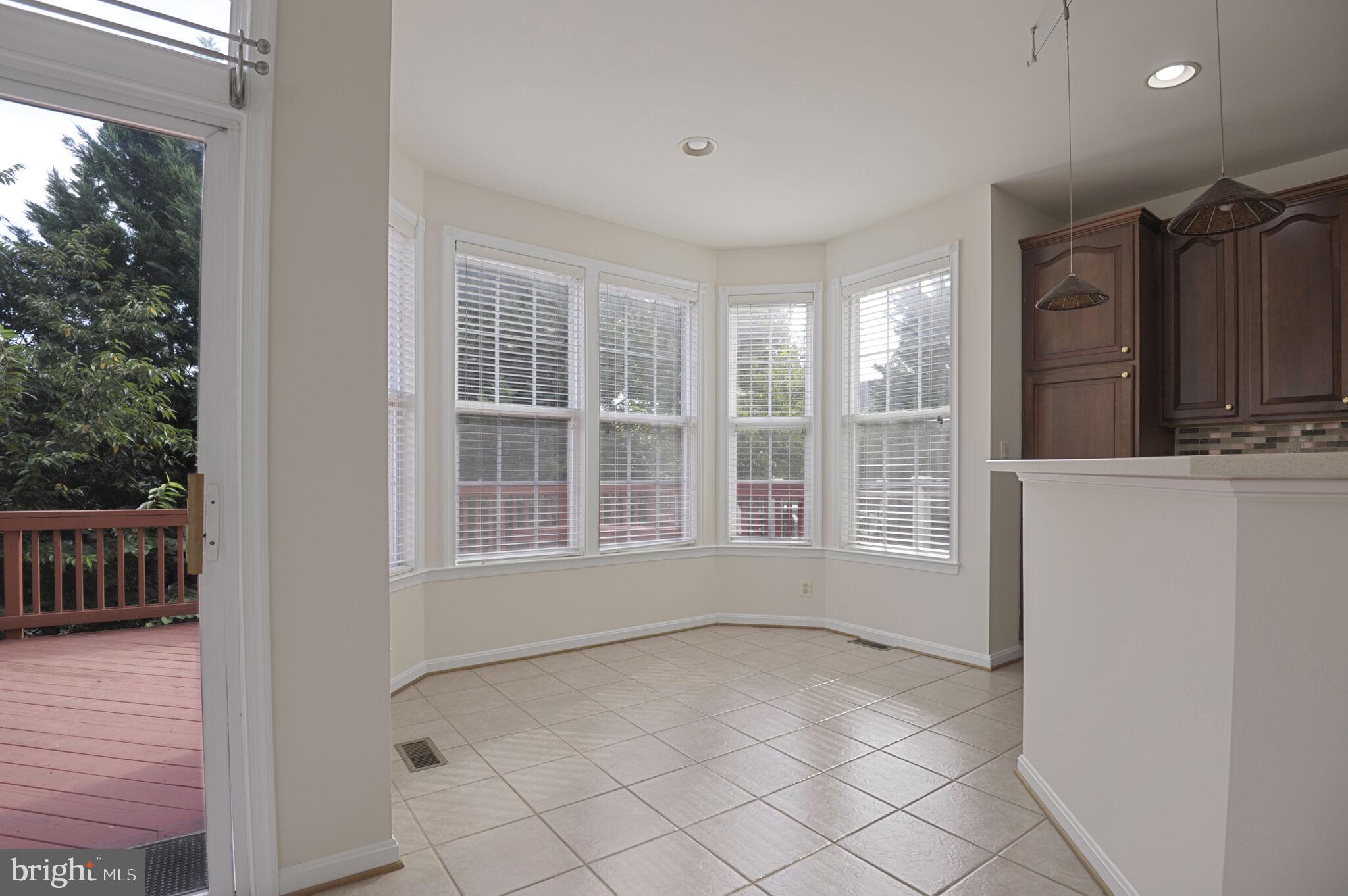 POTOMAC LAKES - Residential