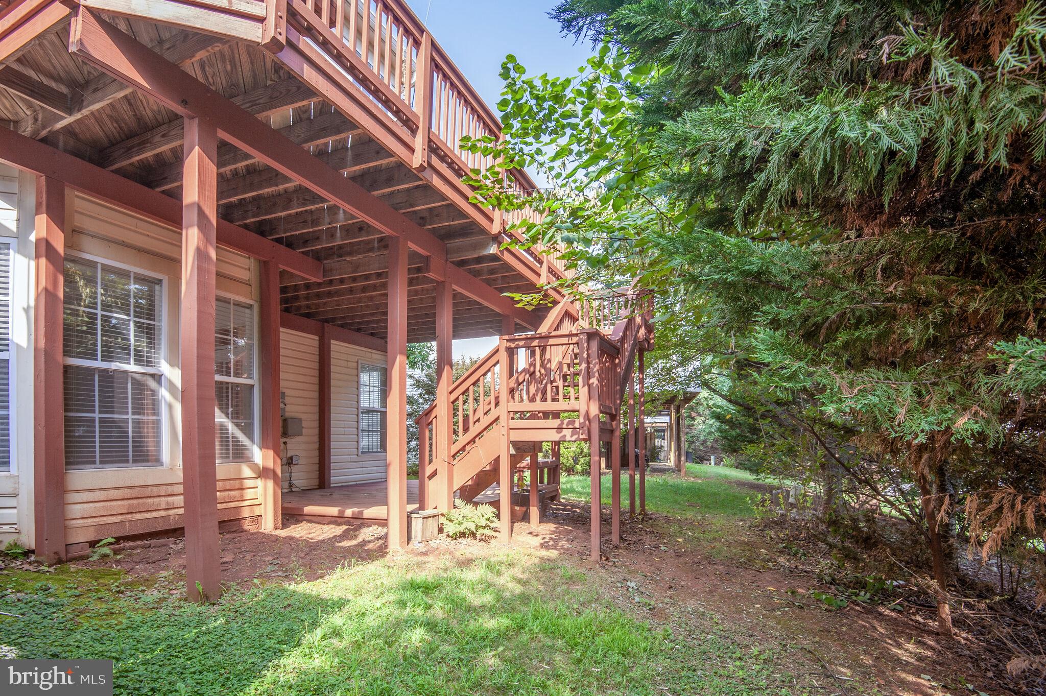 POTOMAC LAKES - Residential