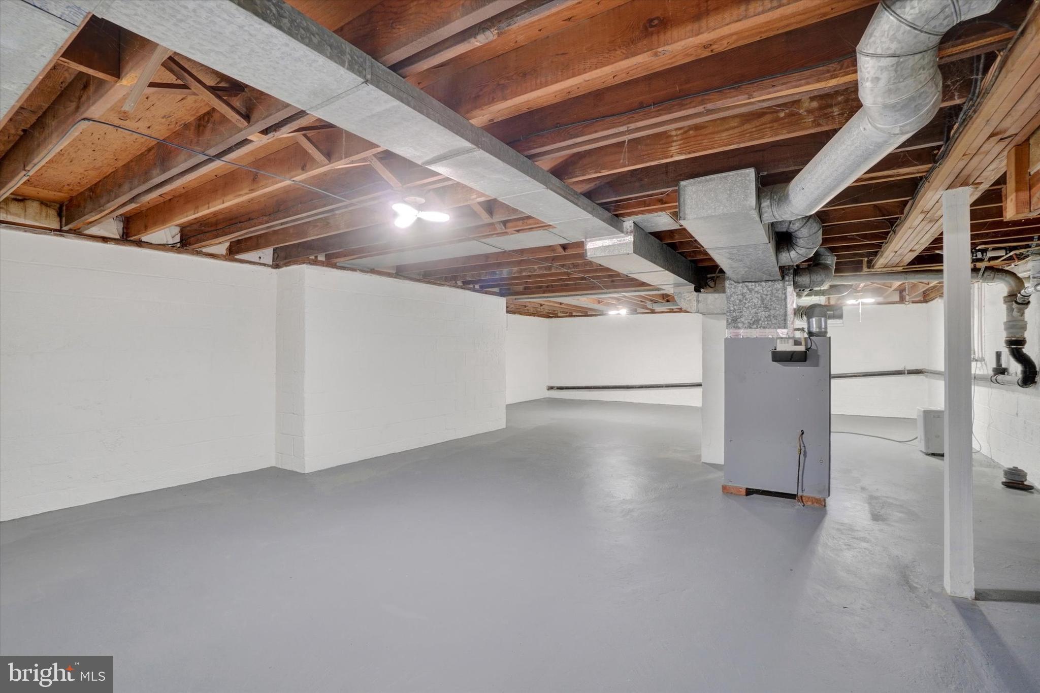 RED LION - Residential