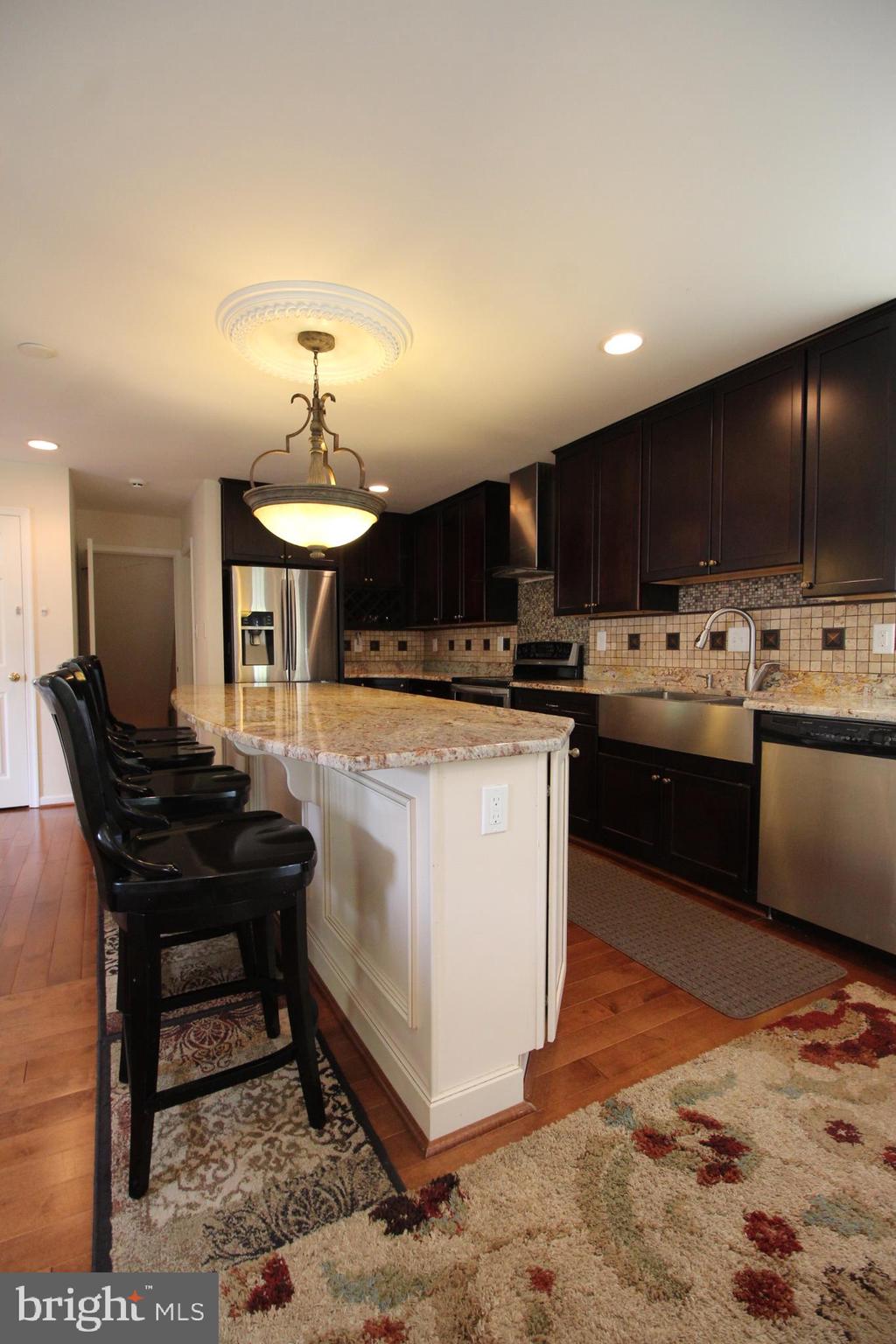 CHANTILLY HIGHLANDS - Residential Lease