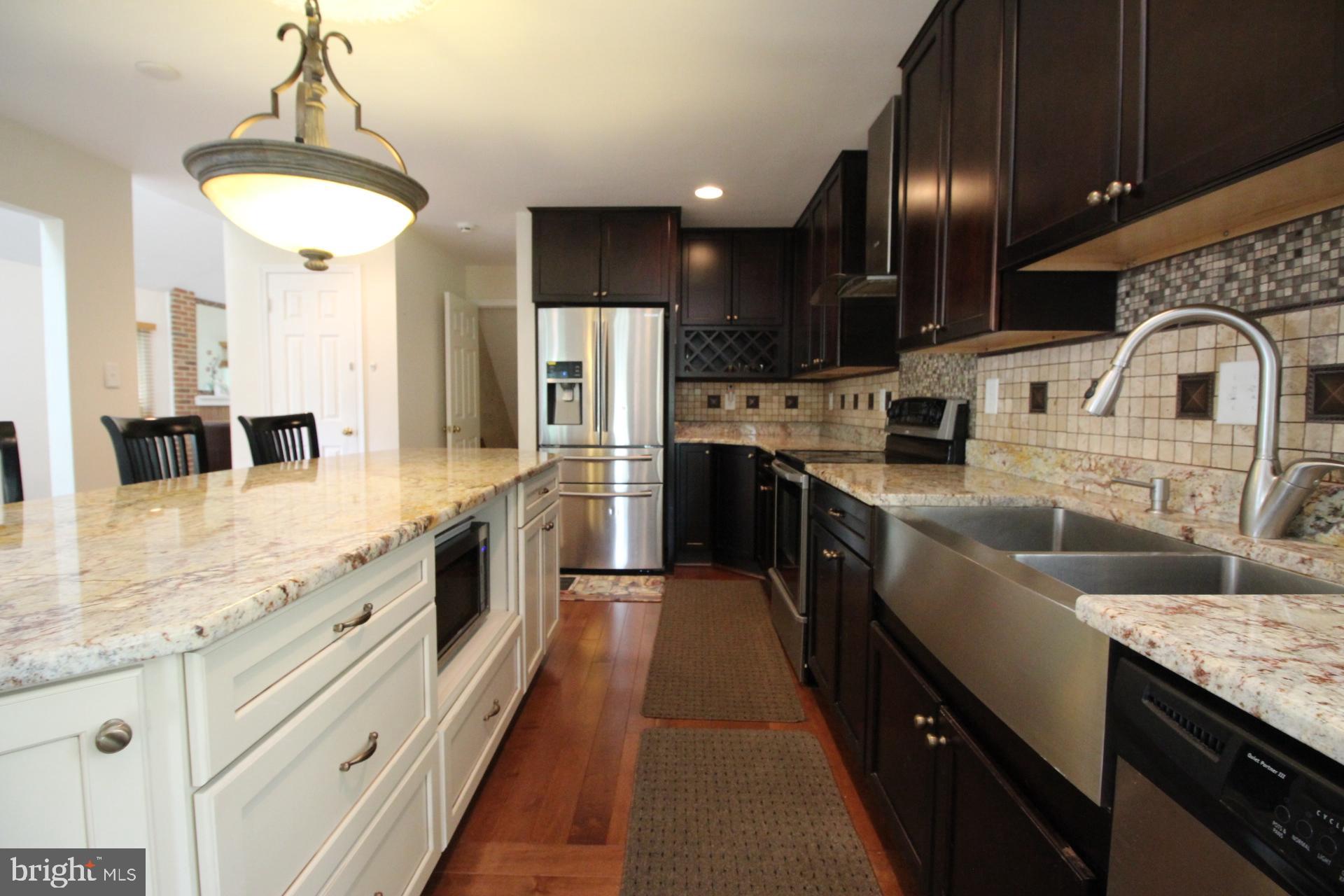 CHANTILLY HIGHLANDS - Residential Lease