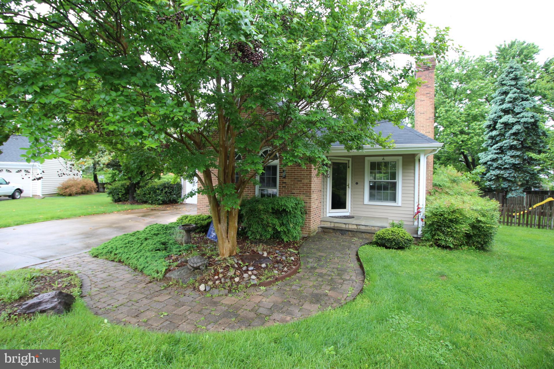 CHANTILLY HIGHLANDS - Residential Lease