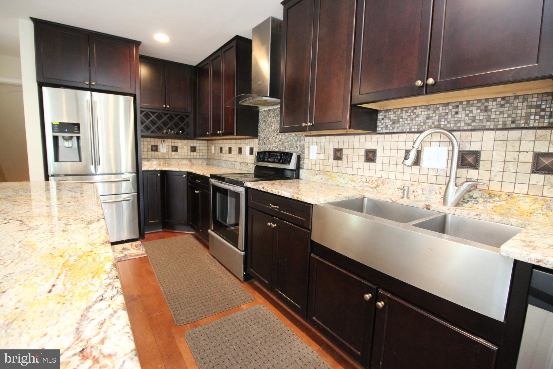 CHANTILLY HIGHLANDS - Residential Lease