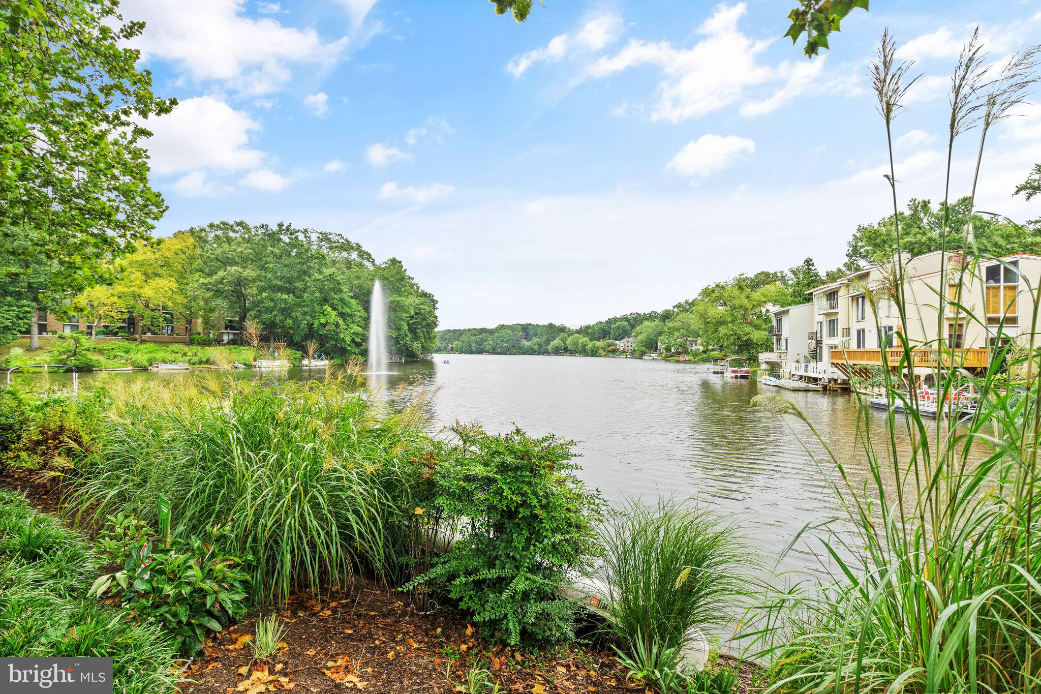 RESTON - Residential