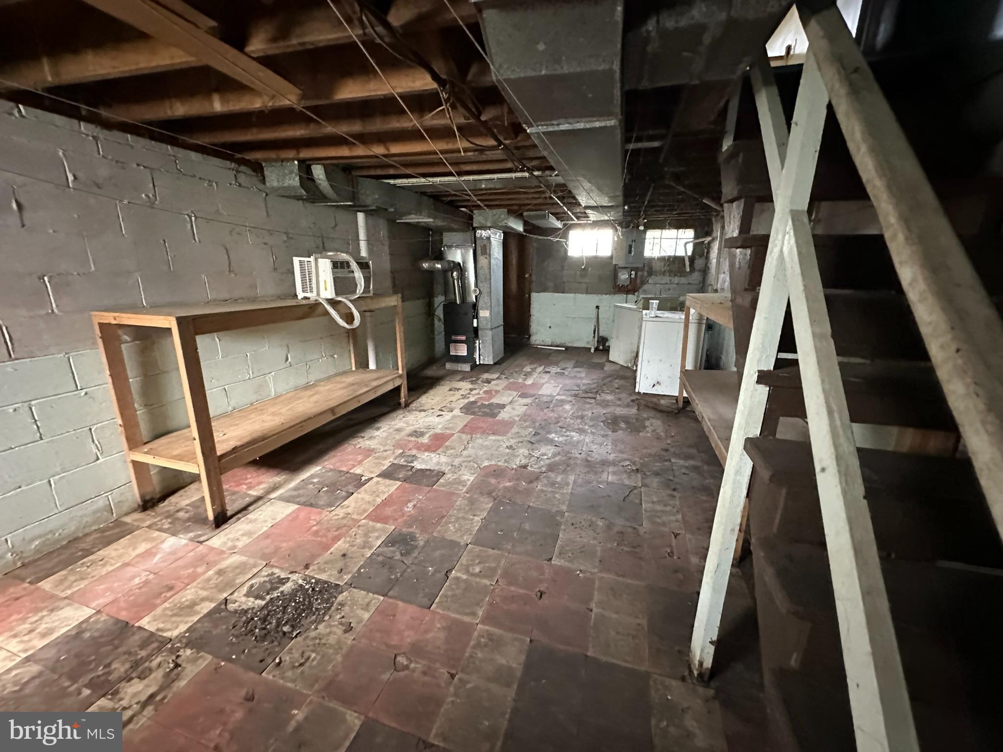 LUCILLE PARK - Residential