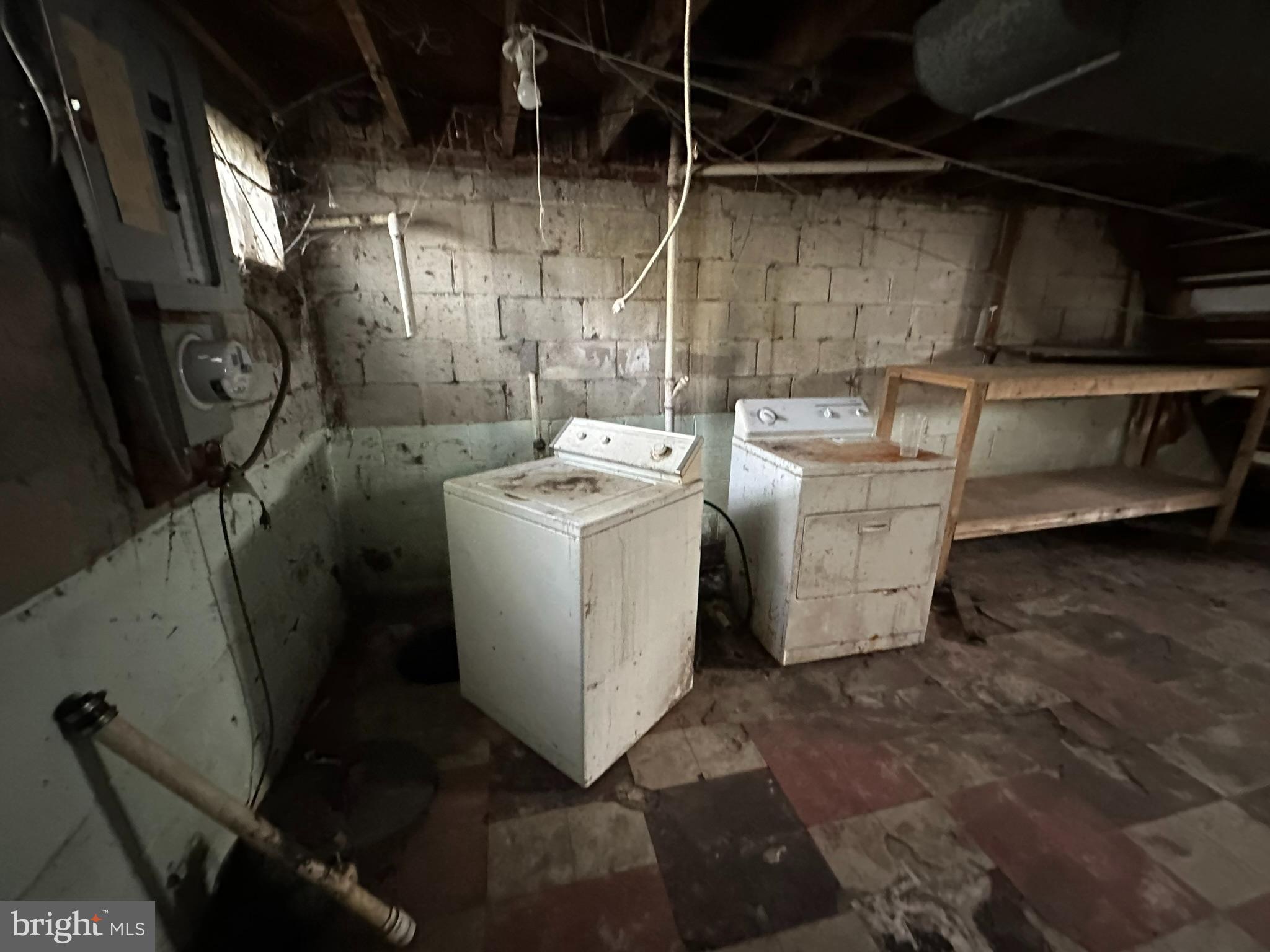 LUCILLE PARK - Residential