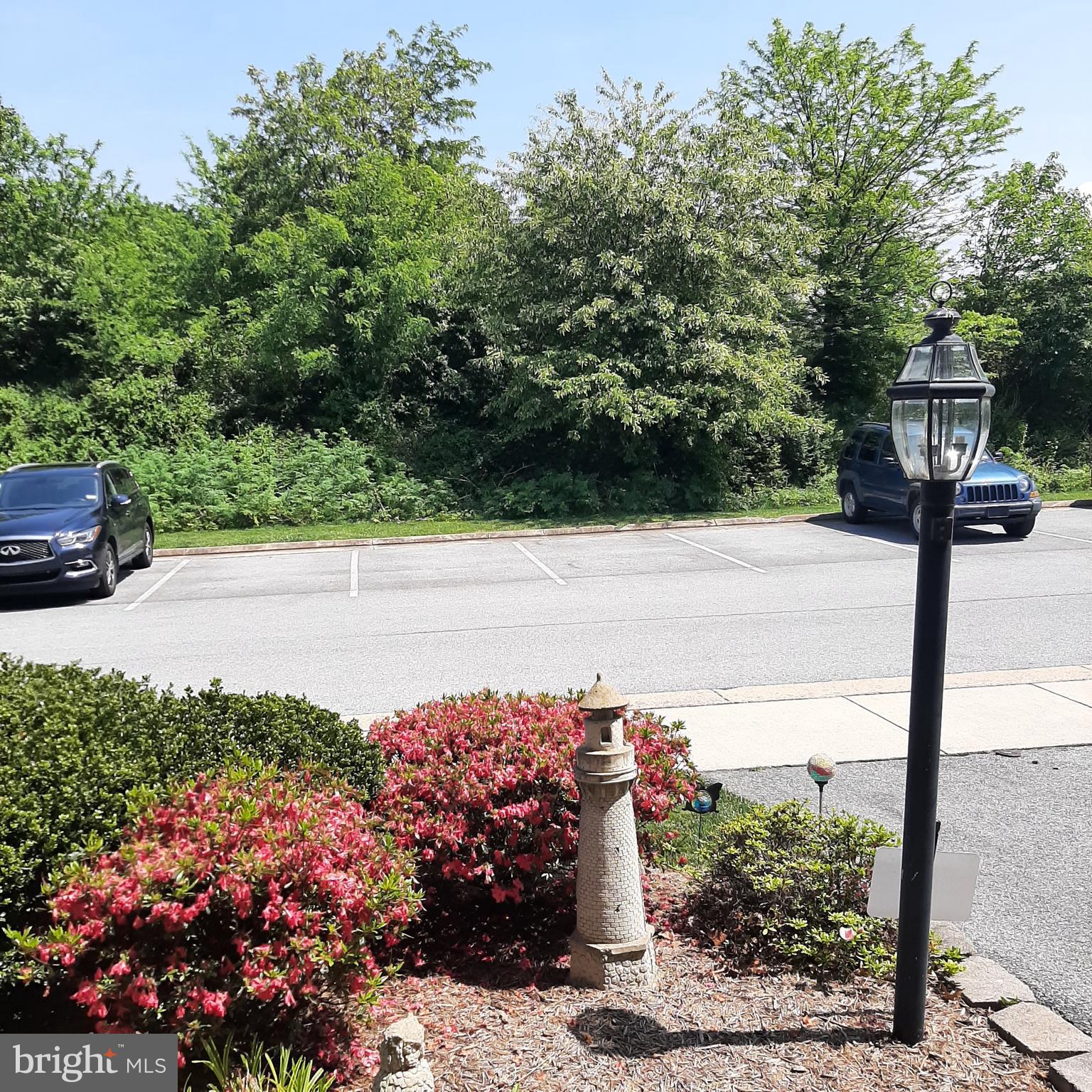 LAKELAND PLACE - Residential Lease